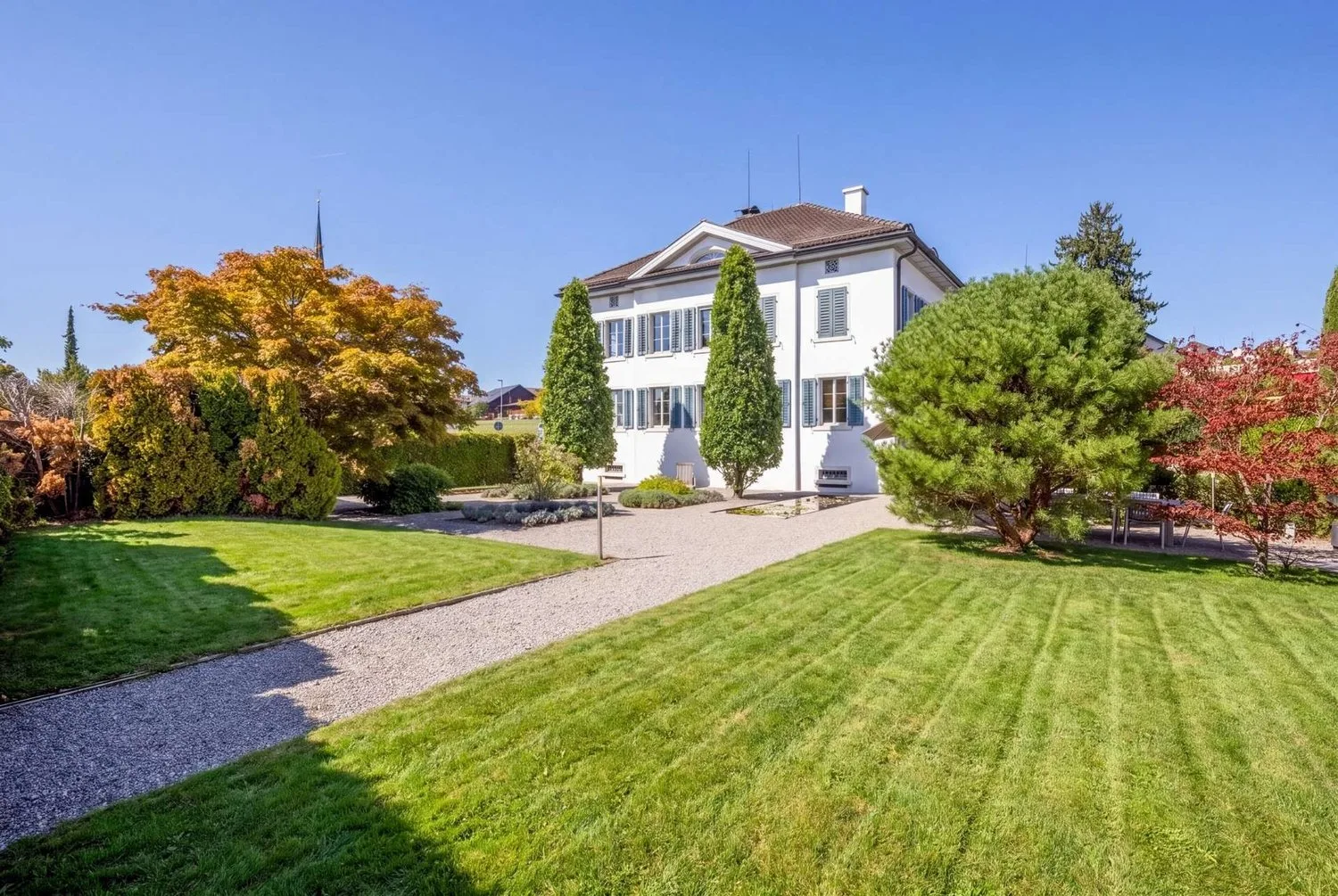 VILLA SONNENHOF - ein Zuhause mit Geschichte und Charakter