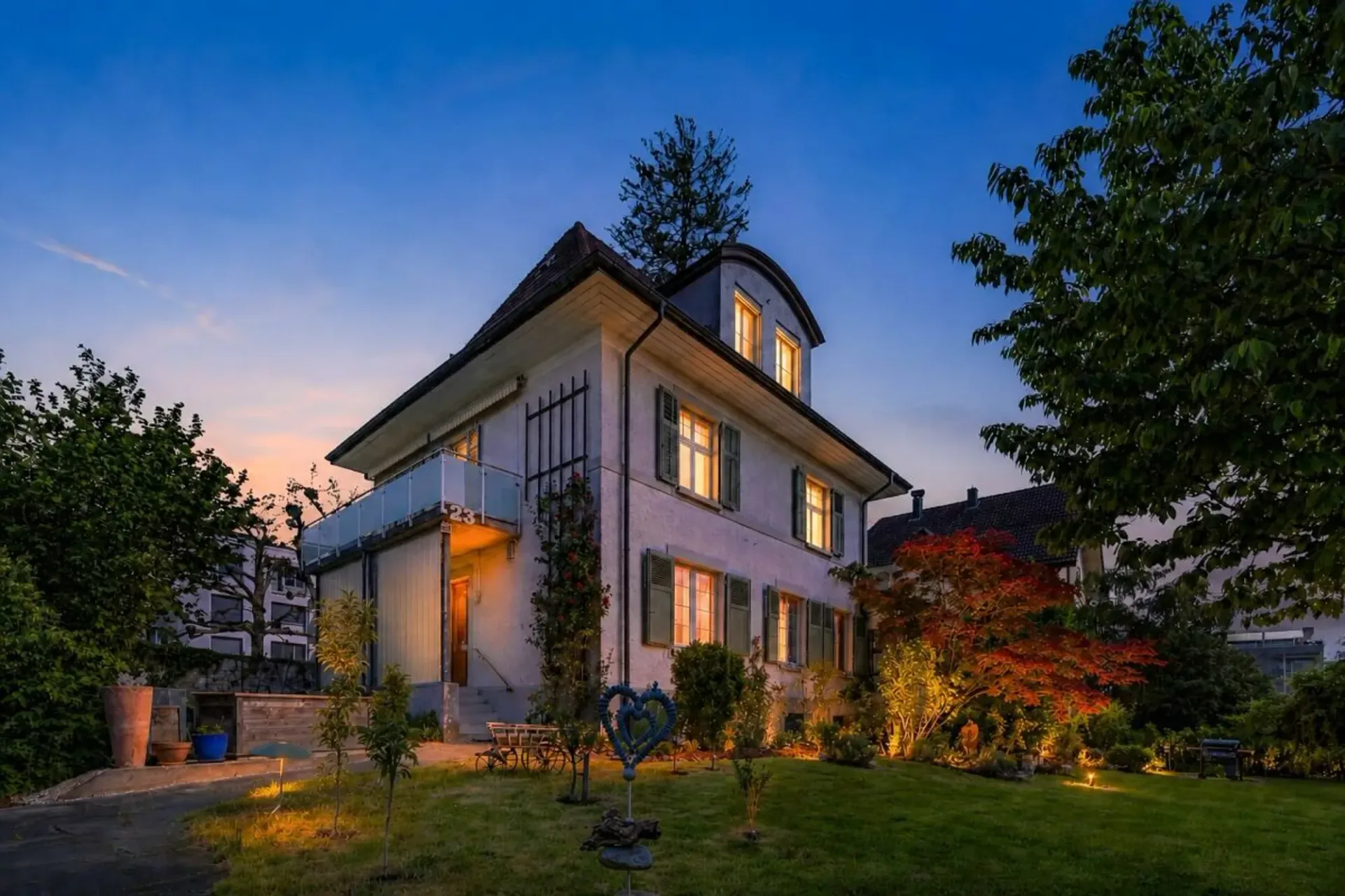 HEIMATSTIL-VILLA IN SCHÜTZENMATT QUARTIER (W3)