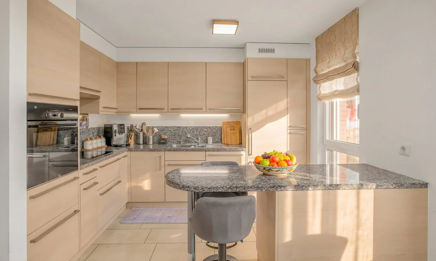Moderne und geräumige 4.5-Zimmer-Wohnung mit 2 Terrassen in Agno