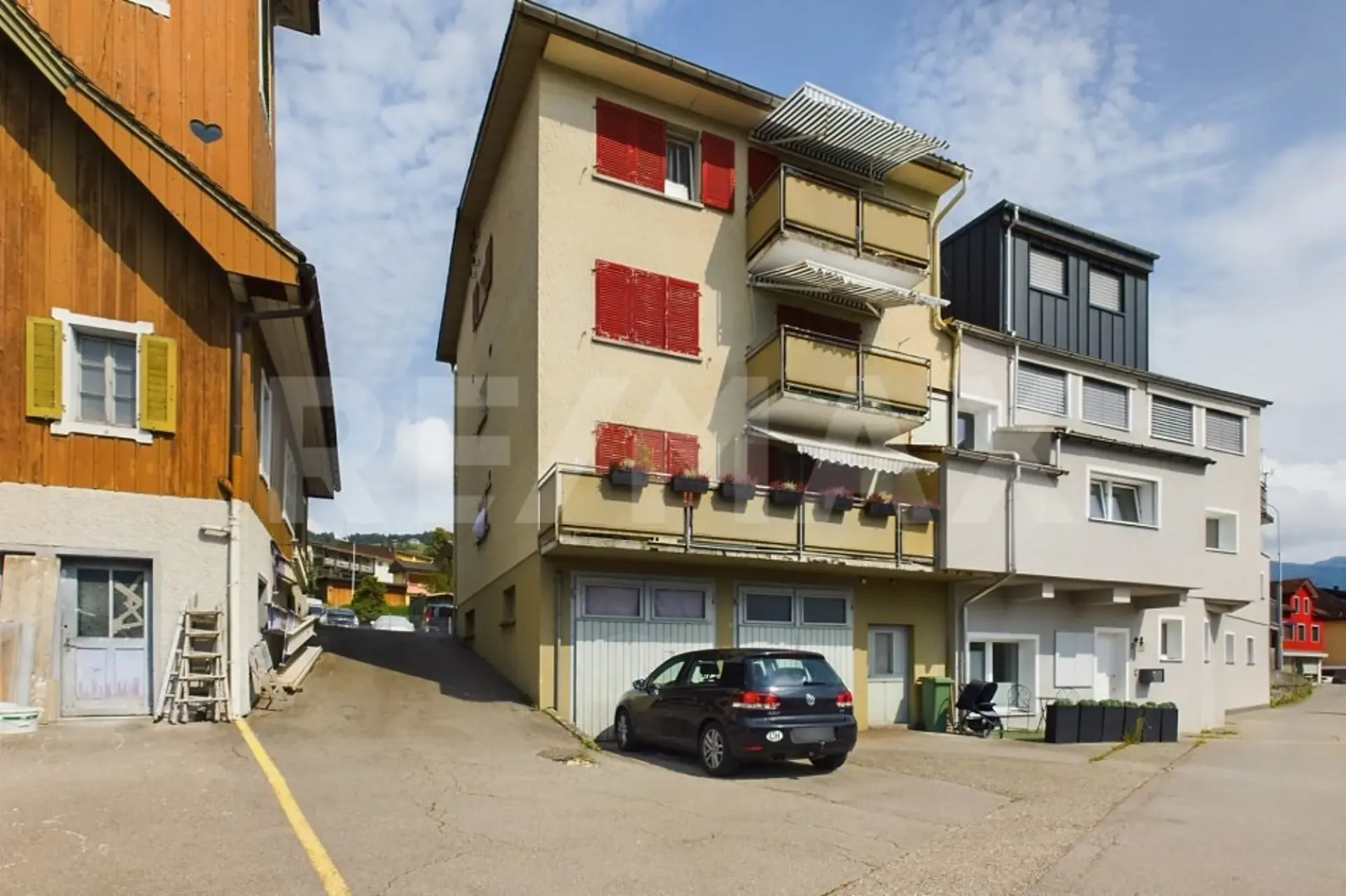 Mehrfamilienhaus mit 3 Wohnungen - Ihr Investment in eine attraktive Zukunft / Rendite-Objekt!