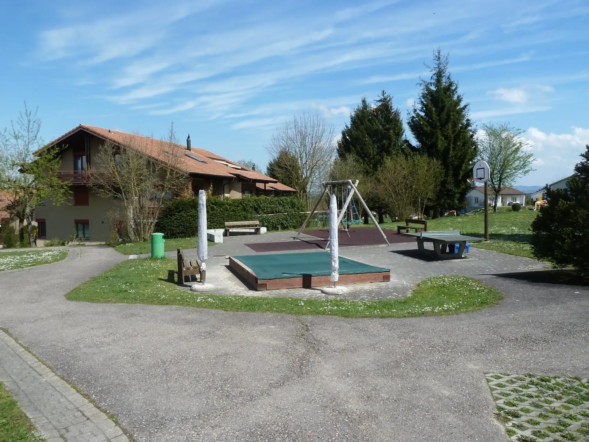 Schöne 4½-Zimmer-Wohnung an ruhiger und grüner Wohnlage