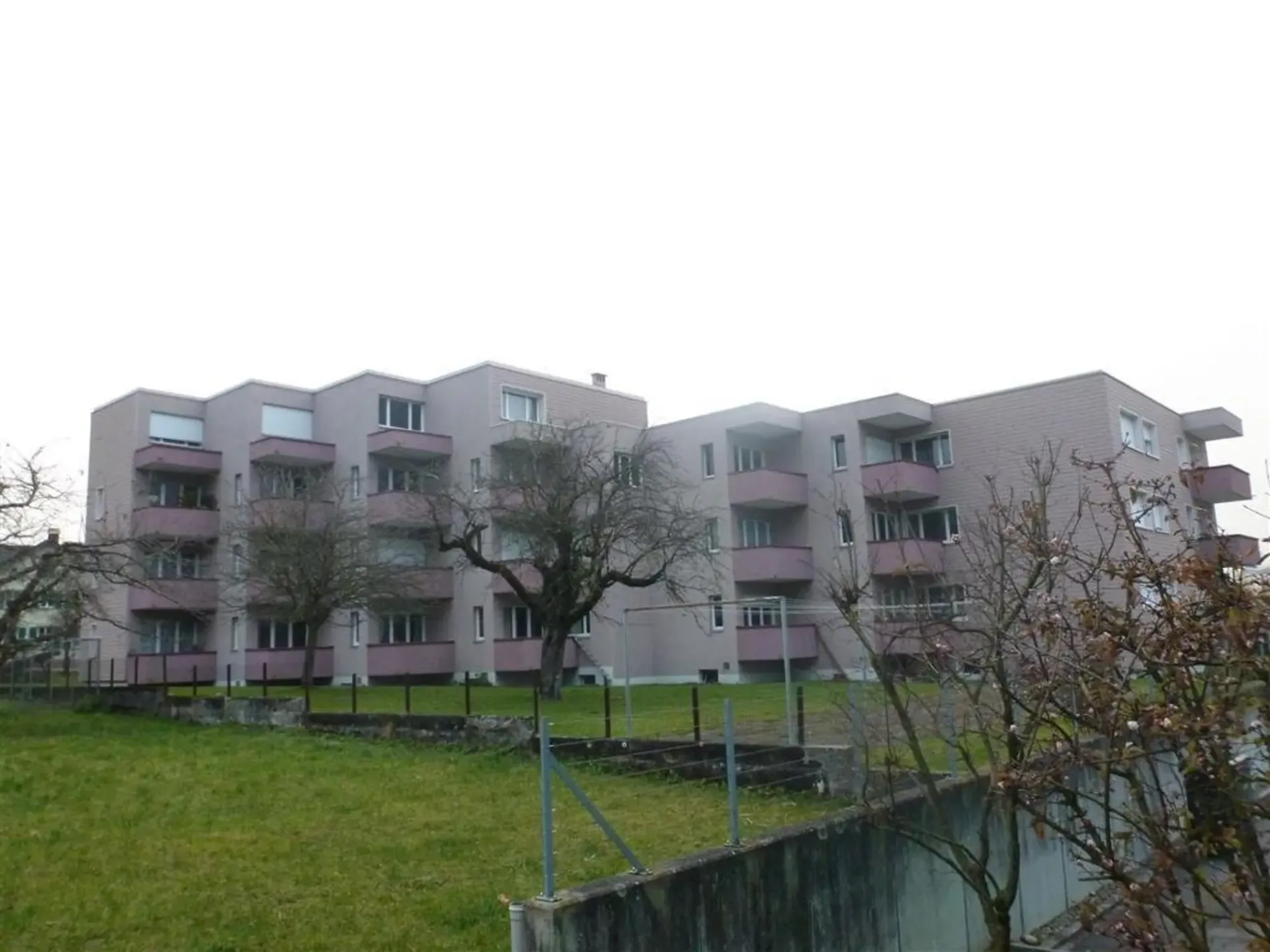 Ideal single apartment with balcony
