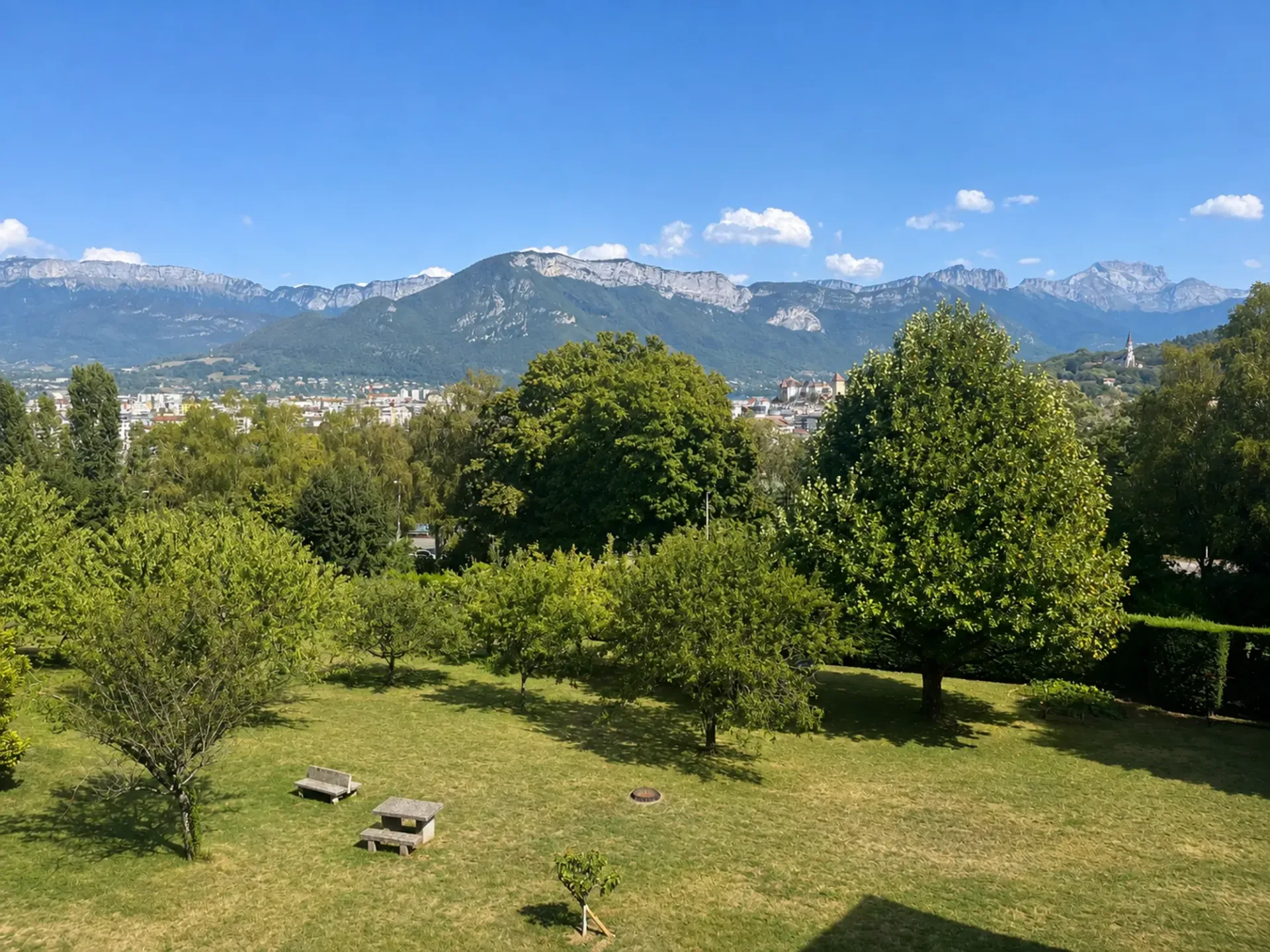 Ampio appartamento T3 attraversante di 79,39 m2 (legge Carrez) con vista!