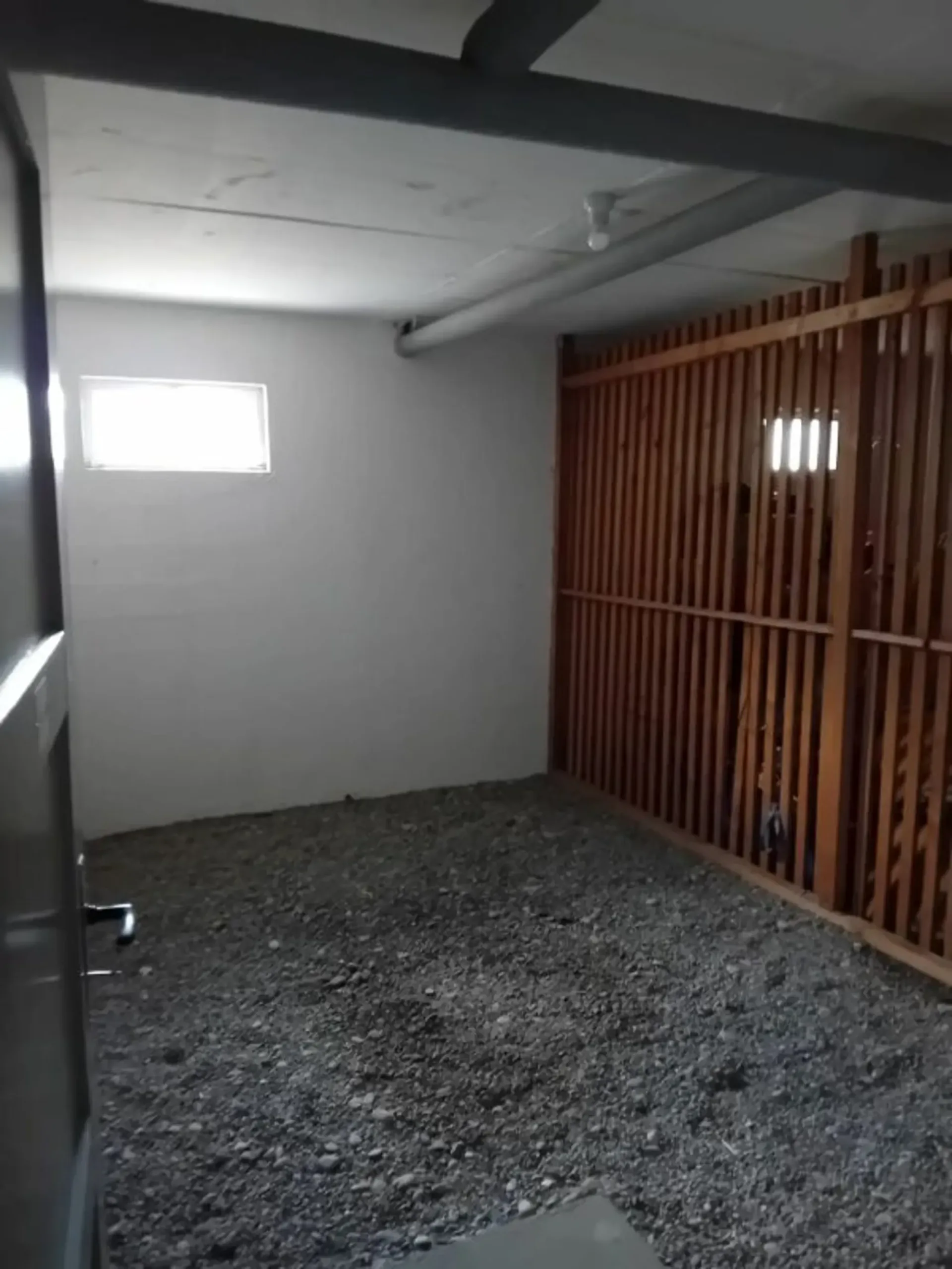 Ob Atelier, Werkstatt, Kellerabteil oder Lagerraum, greifen Sie zu!