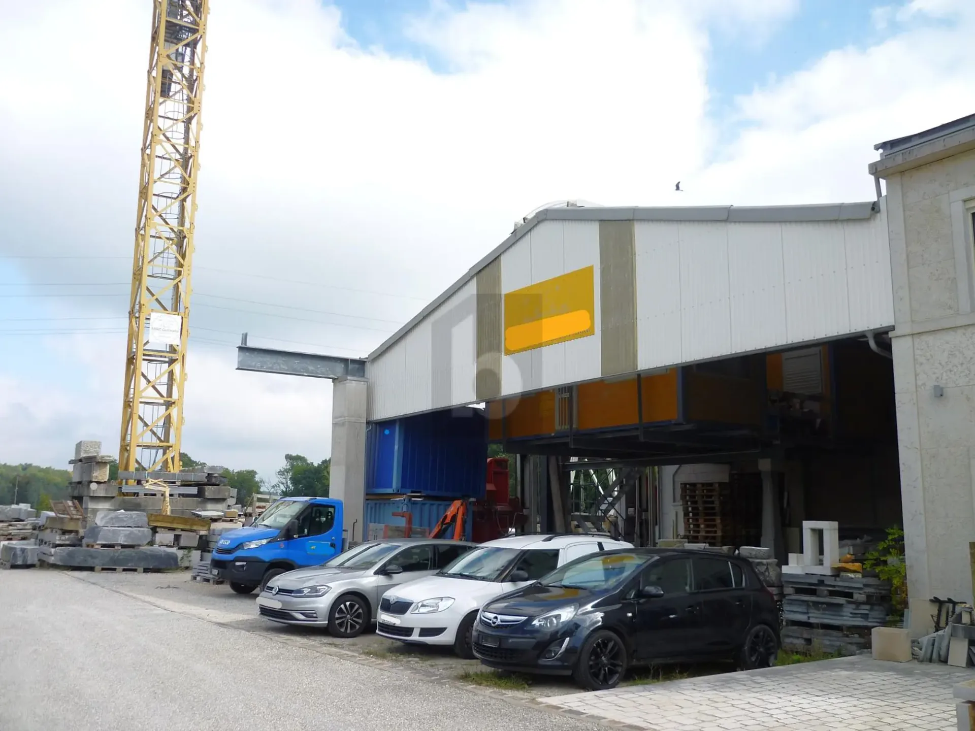Seltene, strategische Halle