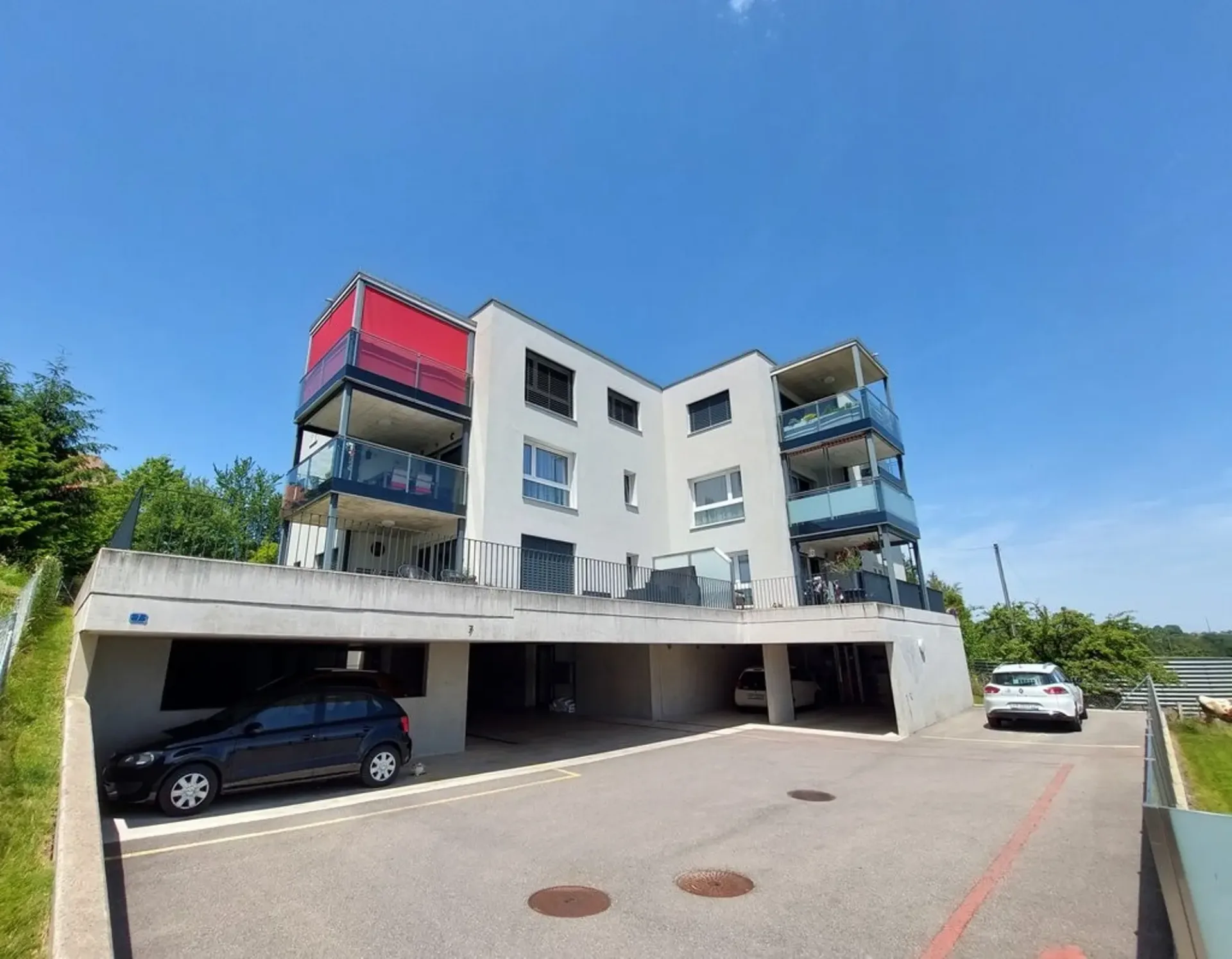 Wohnung mit 4,5 Zimmern im 2. Stock