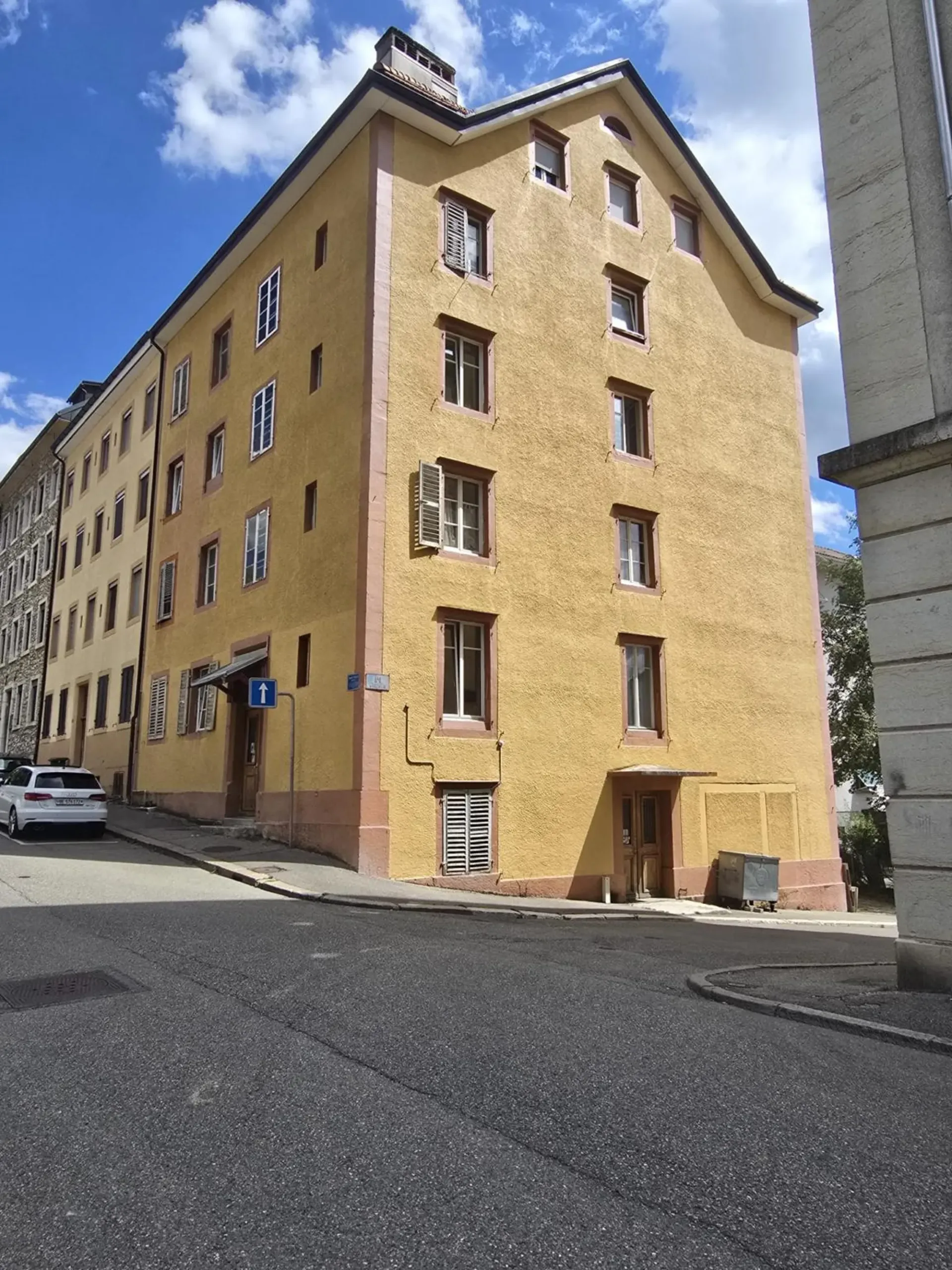 Einkommensobjekt mit 8 vollständig vermieteten Wohnungen in Saint-Imier (BE)