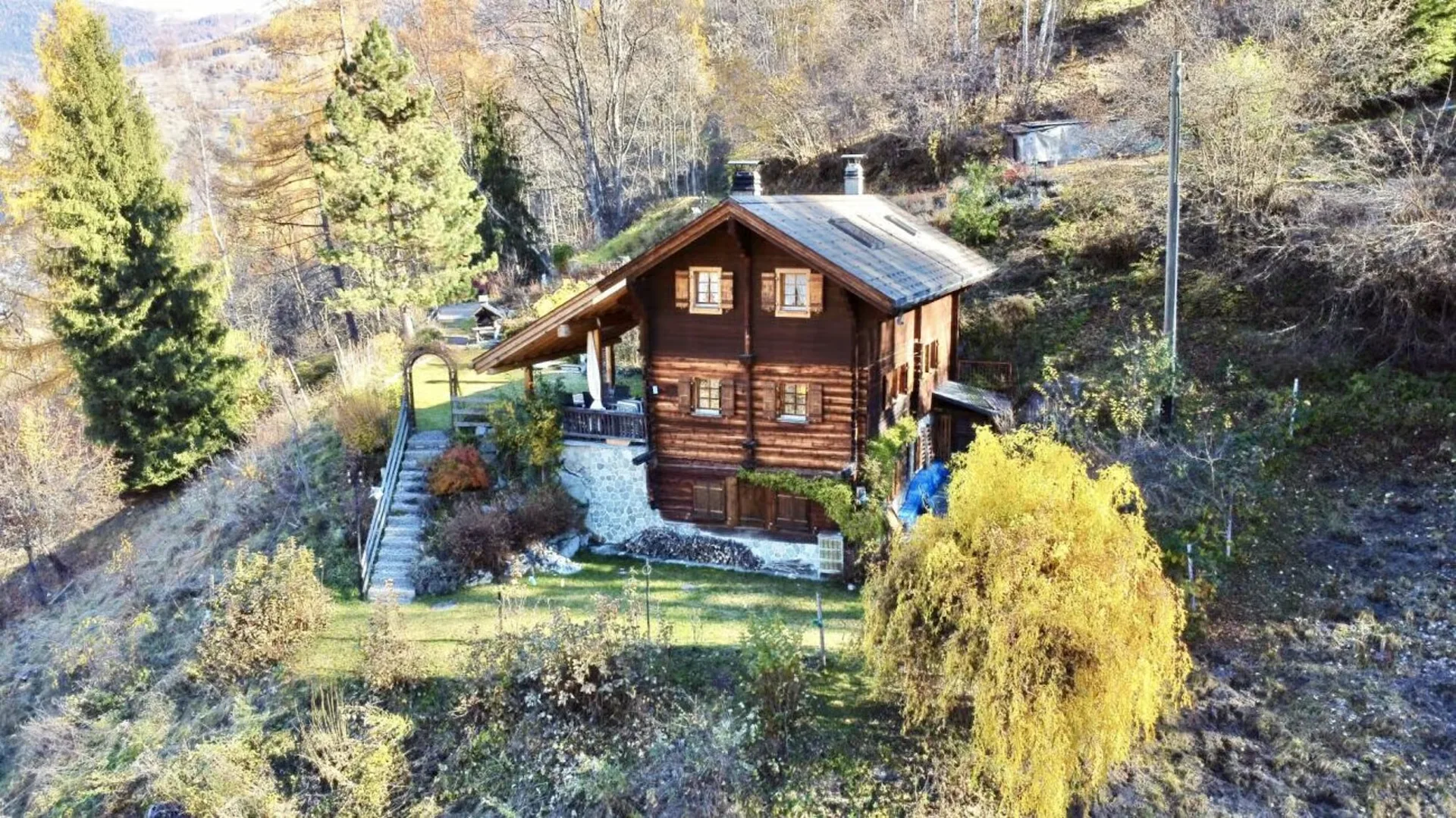 Chalet de 4,5 pièces avec  5245m2 de terrain