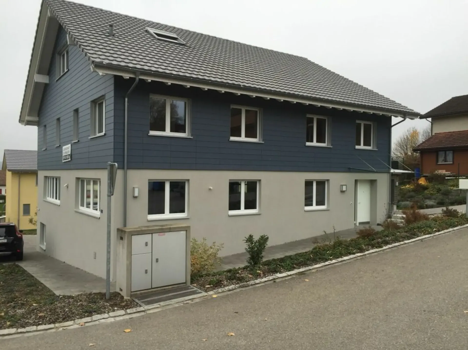 Wohn- und Gewerbehaus