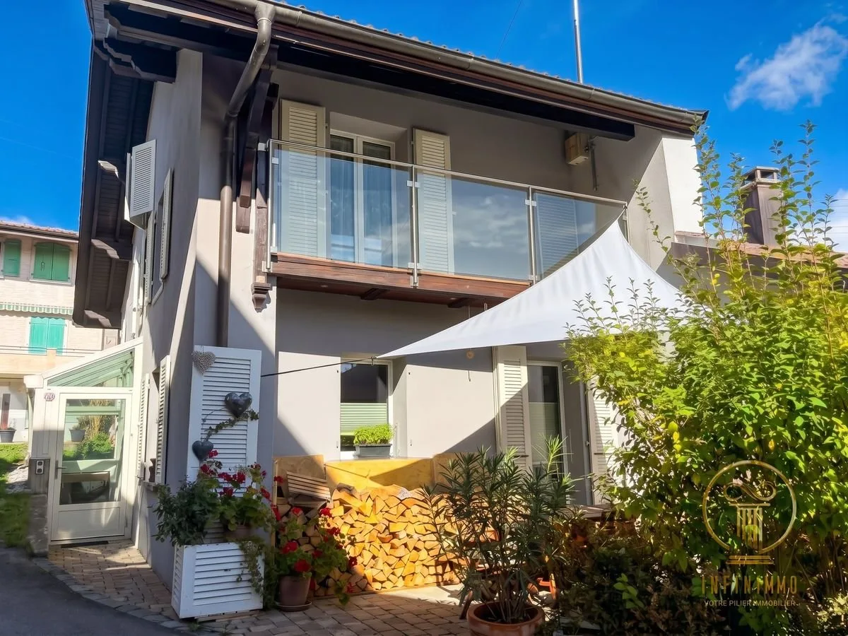 Saint-George - Maison contemporaine rénovée avec goût, vue lac et cachet unique!