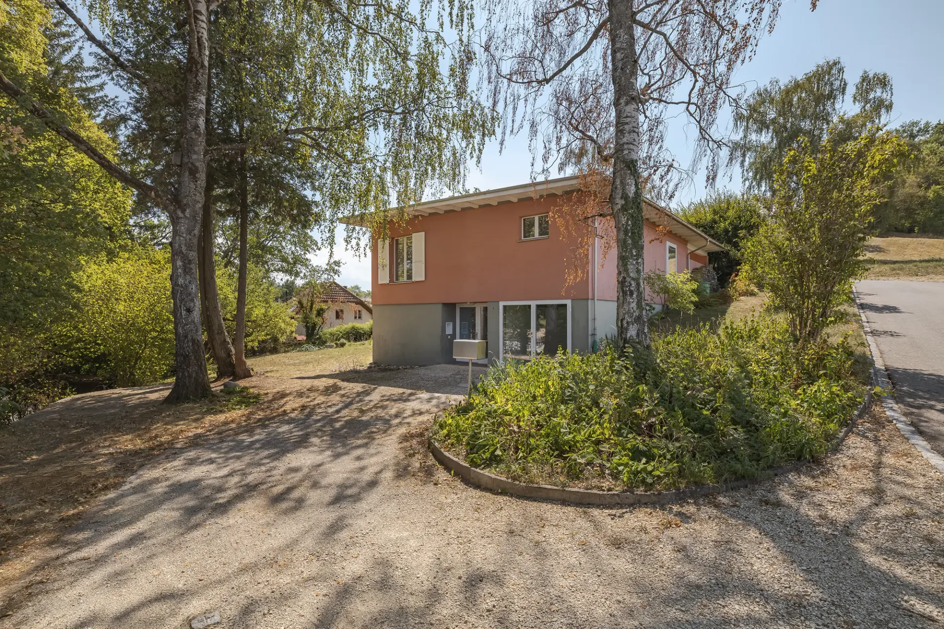 "Architekten und Künstlerhaus - Münchenwiler BE"