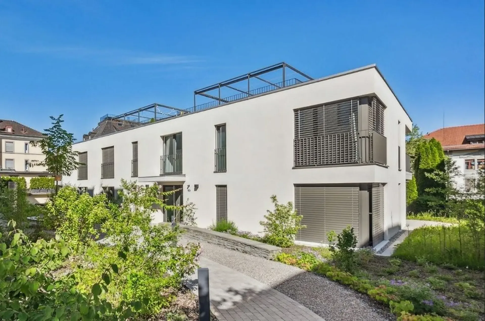 Wohnen im Neubau: 2.5 Zimmer-Wohnung im Erdgeschoss nahe Zentrum