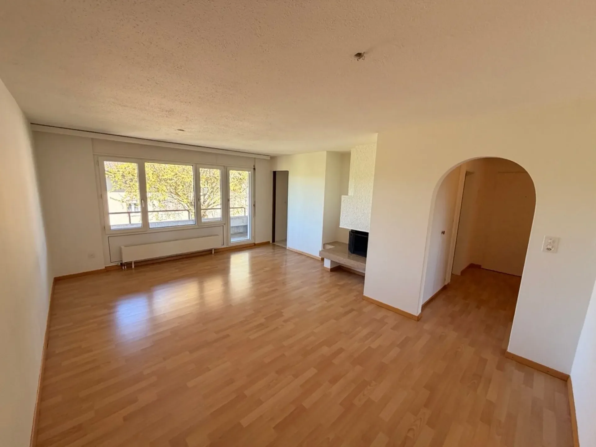 Bright 3.5-room apartment with balcony and beautiful view in Arbon