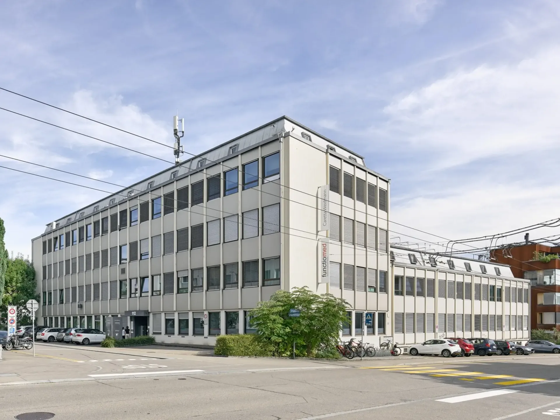318 m2 de bureau à Albisrieden à louer