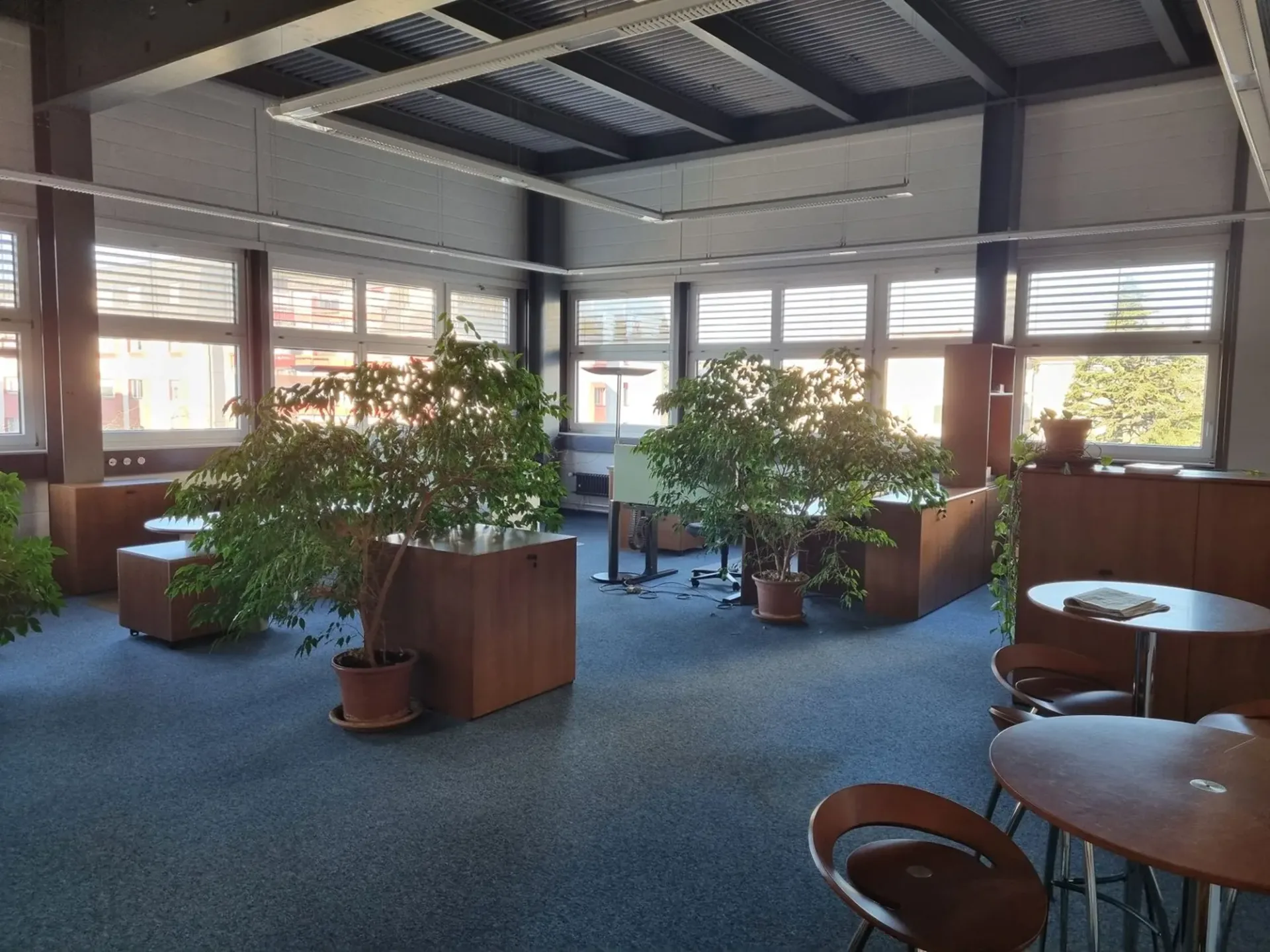 Büro zur Miete für ein vereinbartes Datum, 130 m2 im 2. Stock