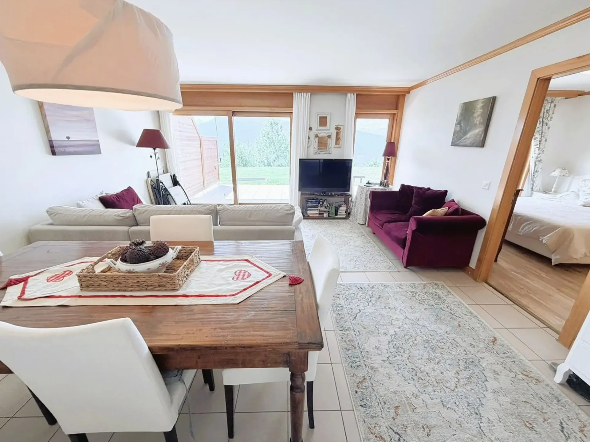 Prächtiges 2.5-Zimmer-Wohnung - Geräumig und Hell - Superbe Terrasse - Außergewöhnliche Aussicht - Ruhige Lage