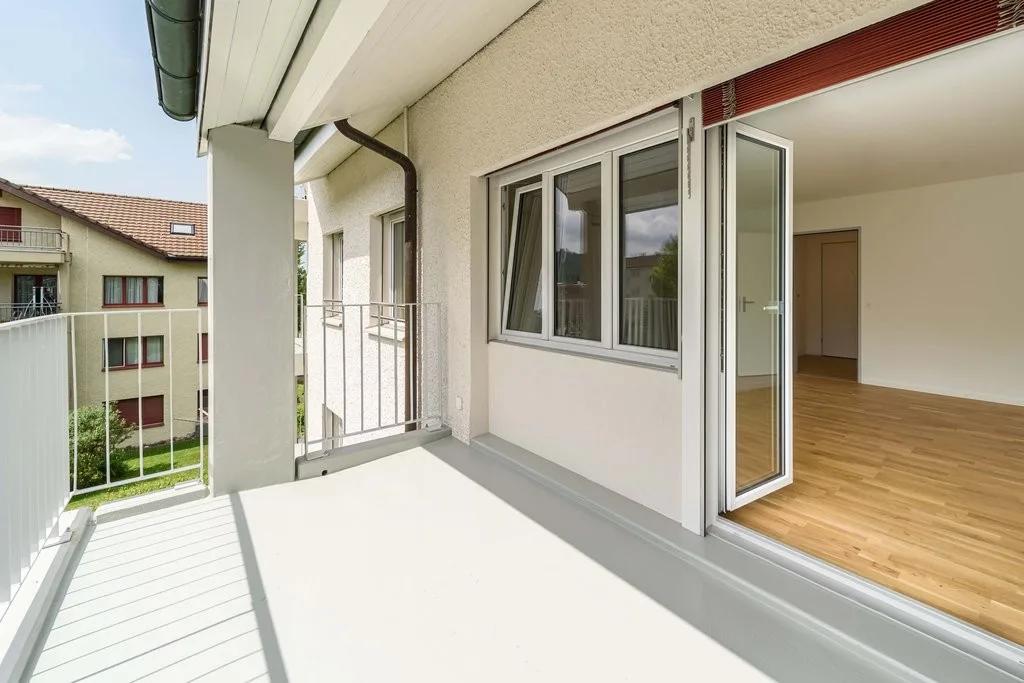 Moderne 2.5 Zimmer Wohnung im 1. OG