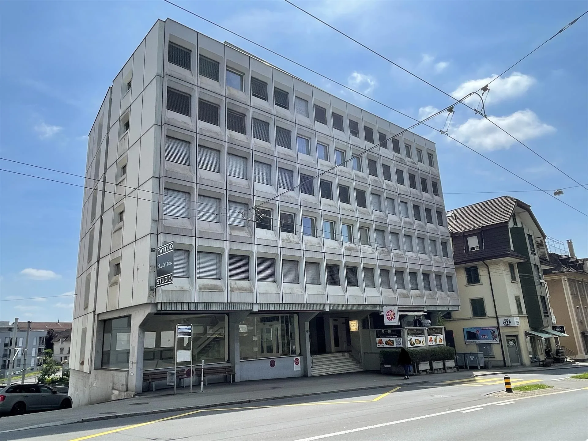 Büro- , Schulungs- oder Gewerberäume zu vermieten