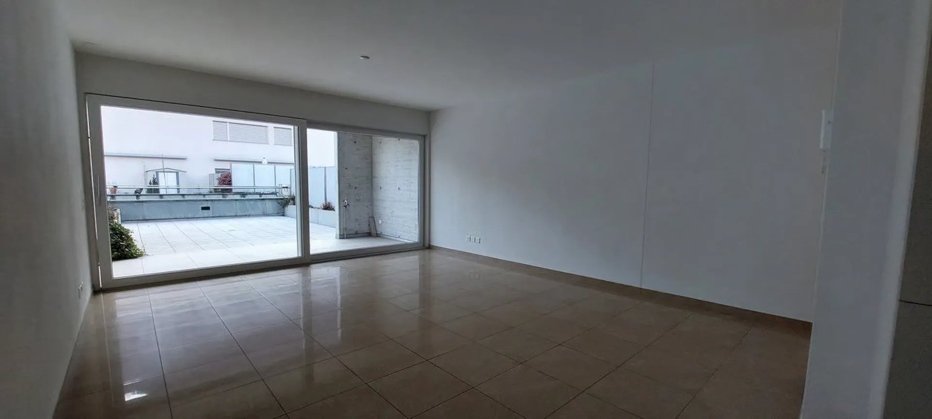 Moderne Wohnung (Baujahr 2017) im Herzen der Vallemaggia mit hochwertigen Ausstattungen und Bergblick