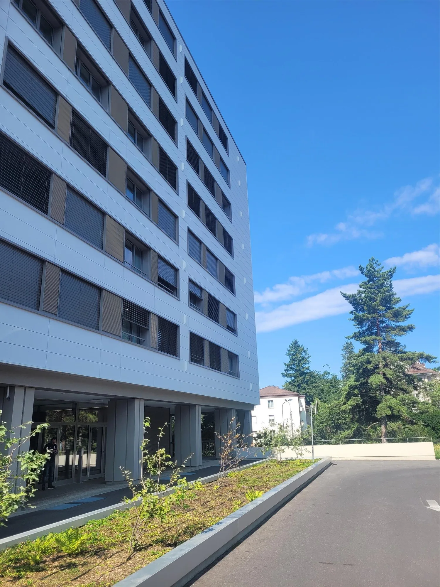 Einzelner Garagenbox im Untergrundparkplatz