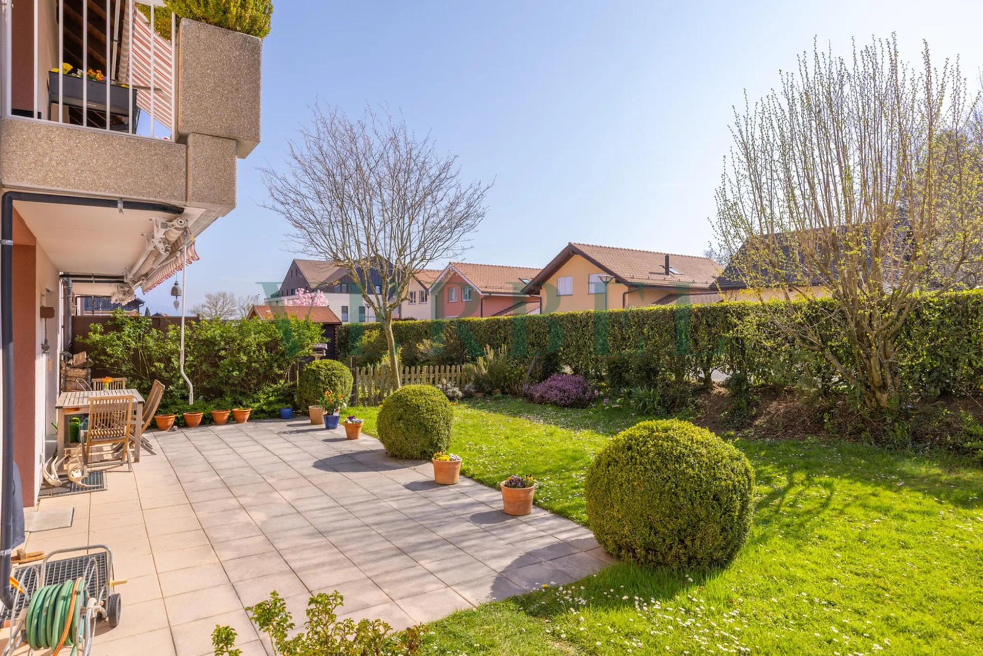 Magnificent 4.5-room garden apartment for sale by life annuity