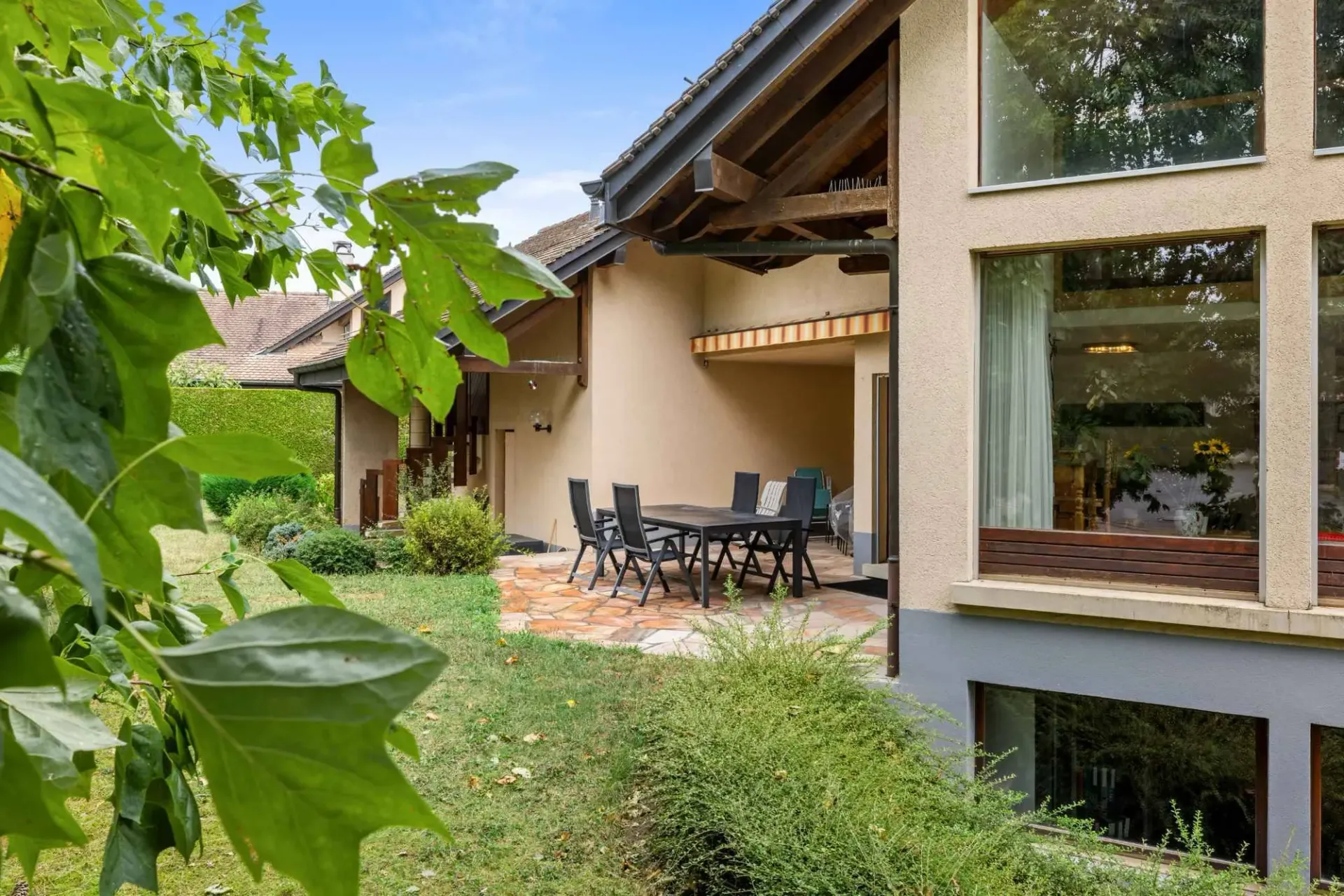 Maison familiale avec studio indépendant aux portes de Nyon