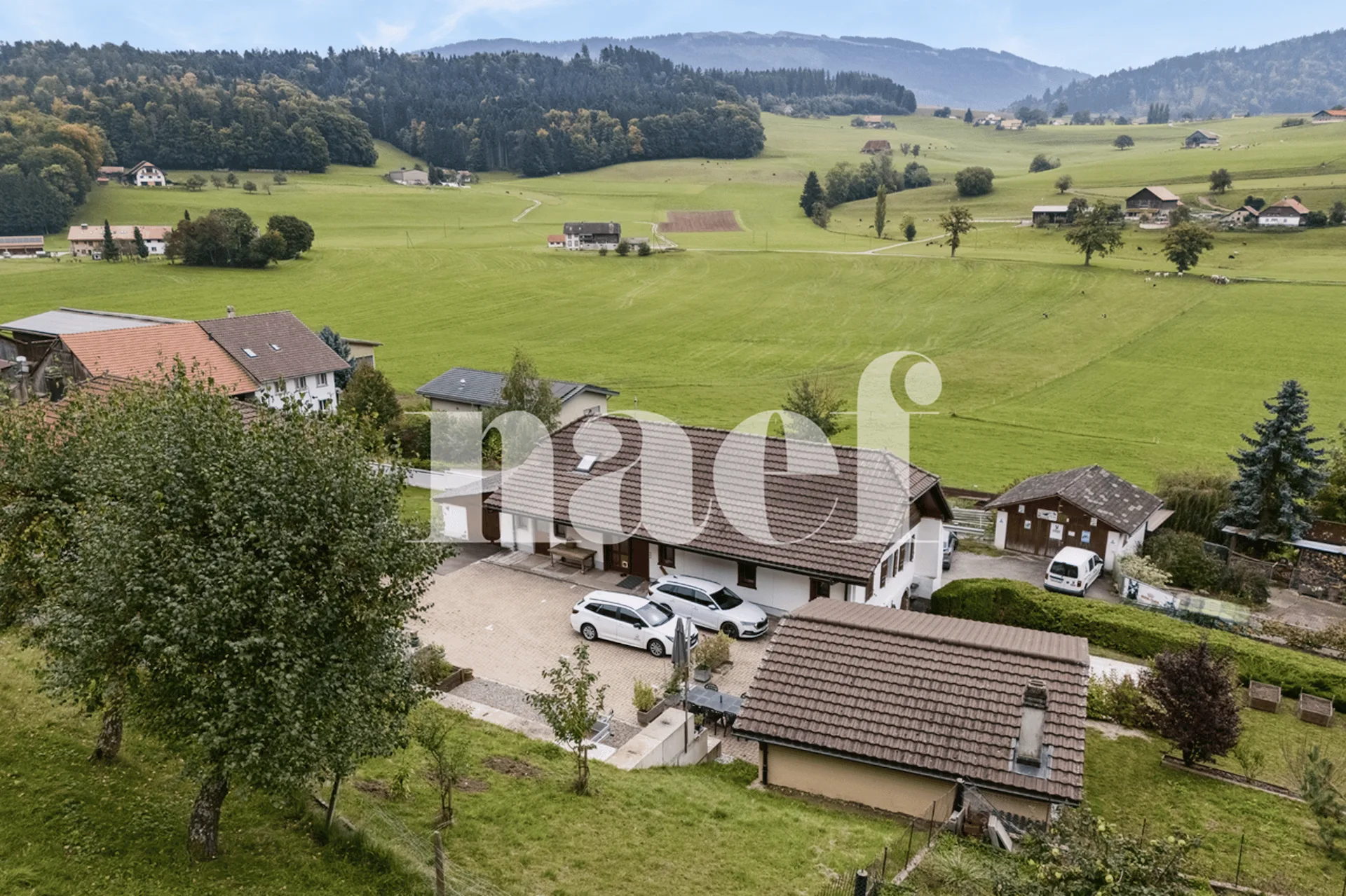 Jolie ferme rénovée de 5.5 pièces à vendre à Senèdes