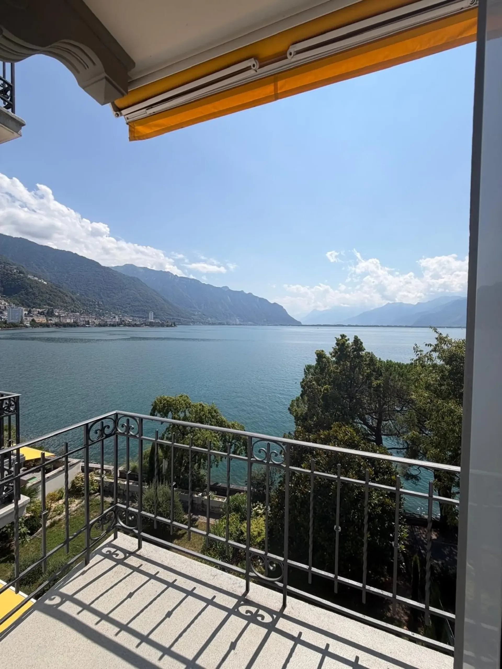 Appartement de 3.5 pièces avec vue imprenable sur le Lac Léman