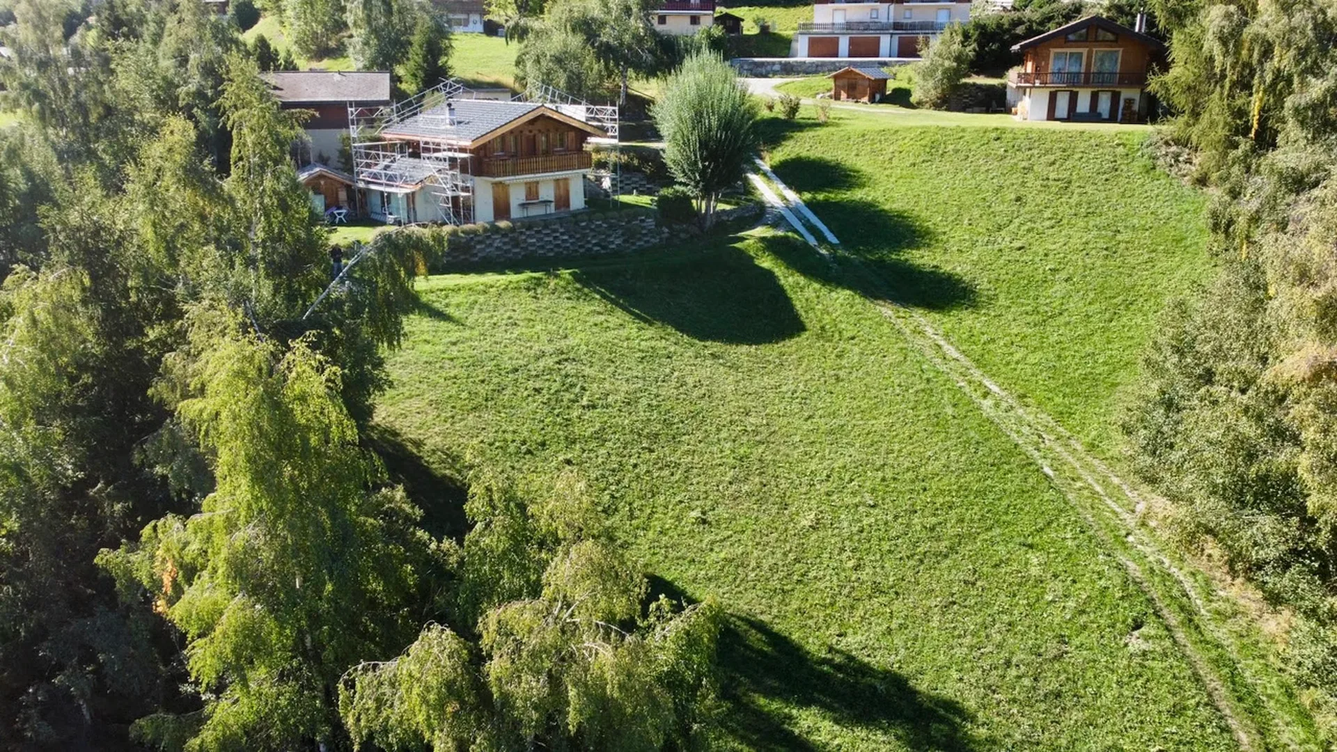Großes Grundstück bereit, Ihr zukünftiges Chalet in La Tzoumaz zu empfangen