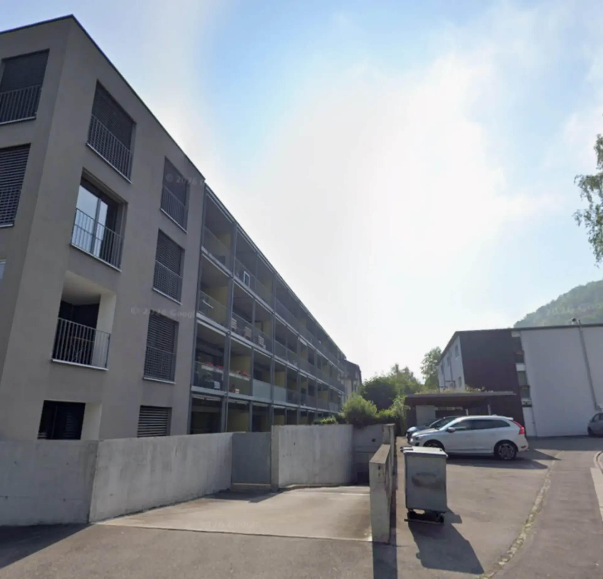 Place de parking avec wallbox près de Baden