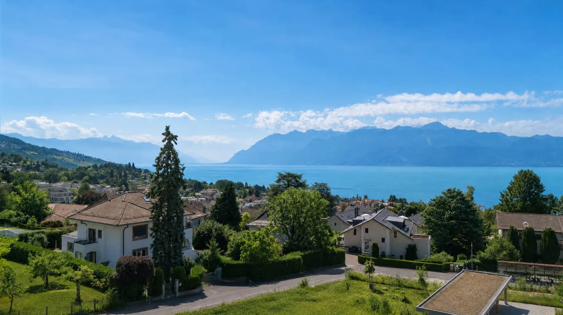 Prächtige 5.5-Zimmer-Wohnung mit Panoramablick auf den See und den Lavaux