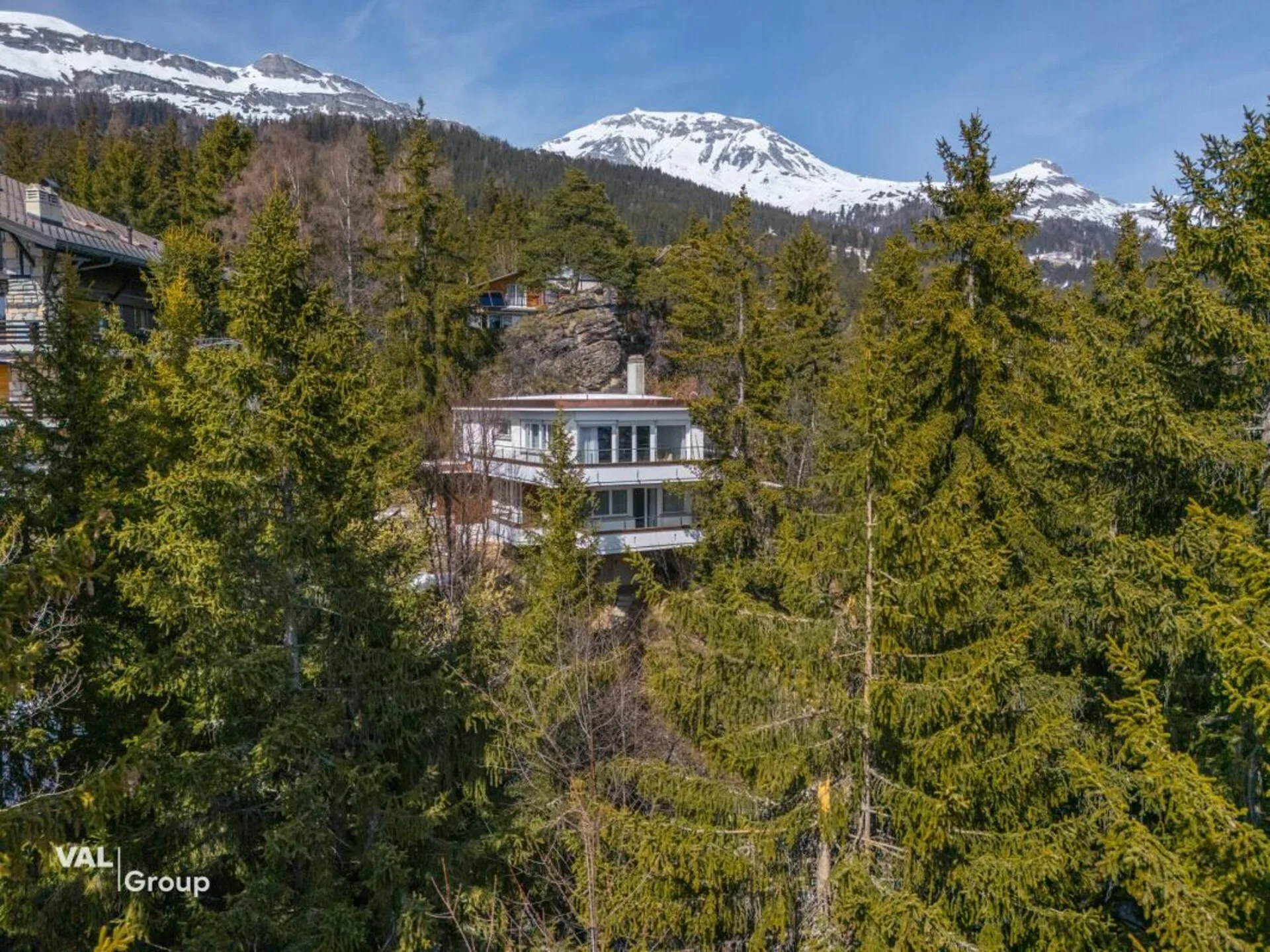 Außergewöhnliches Anwesen - Villa in bevorzugter Lage