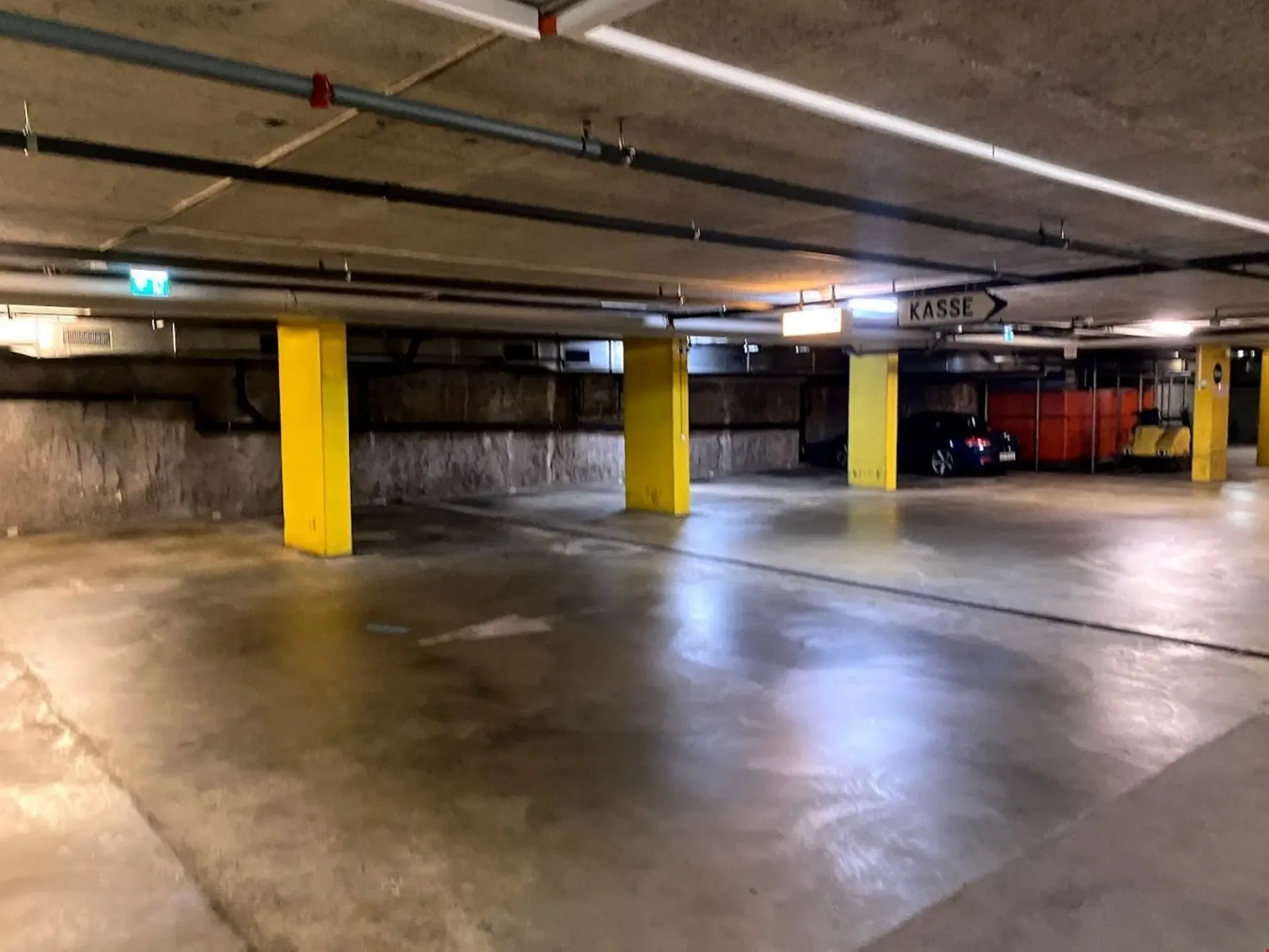 Parkplatz im Parkhaus Winkel