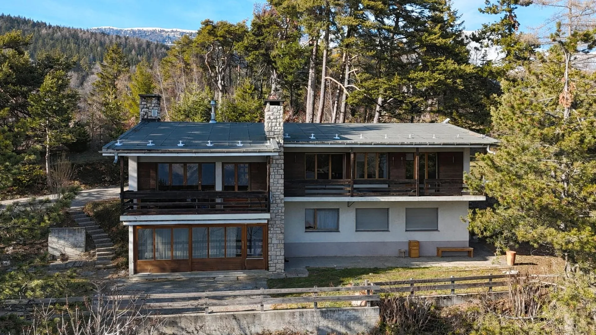Architekten-Villa 8,5 Zimmer mit Panoramablick - Montana-Village