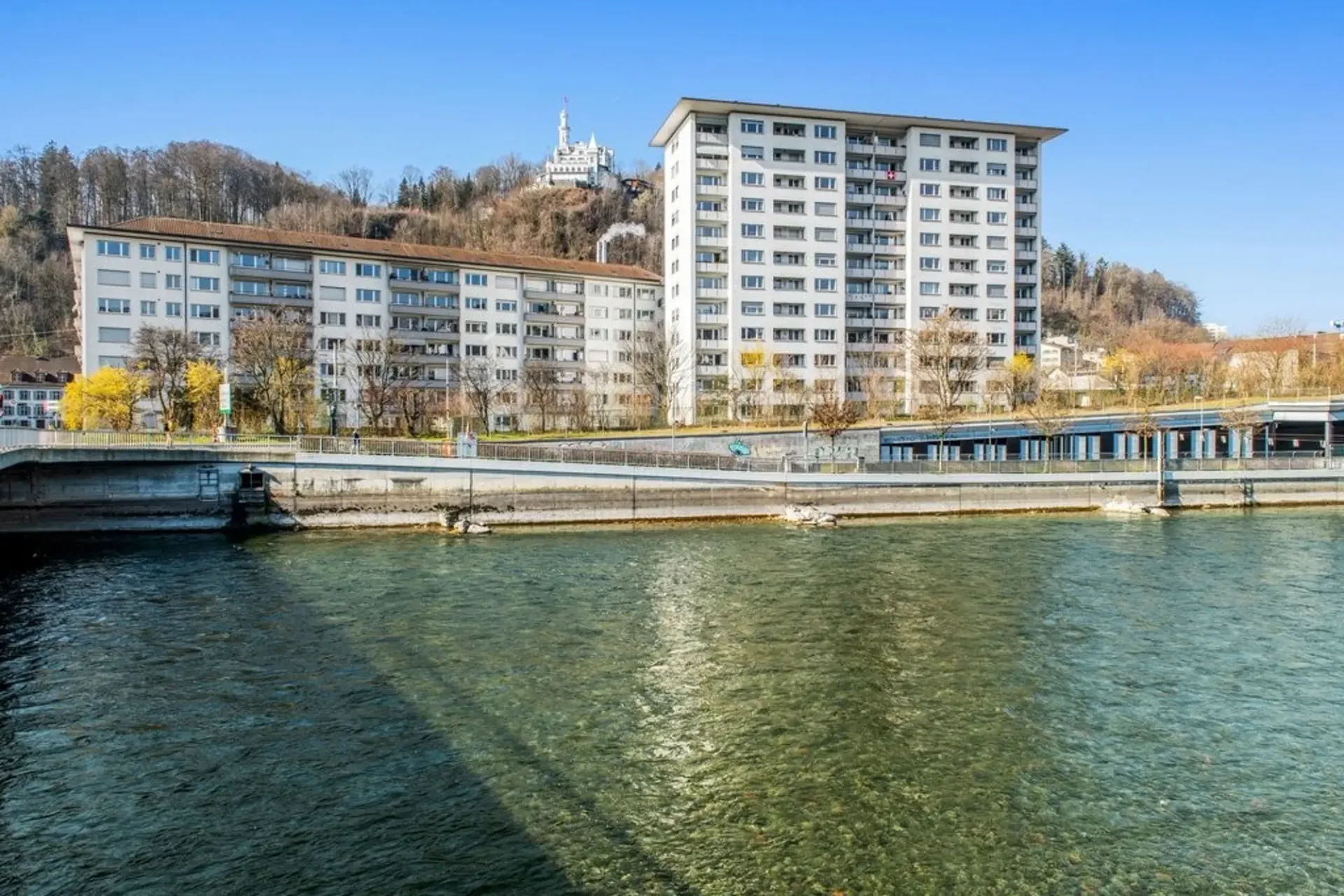 Sentihof - Ihr neues Zuhause mit Reussblick