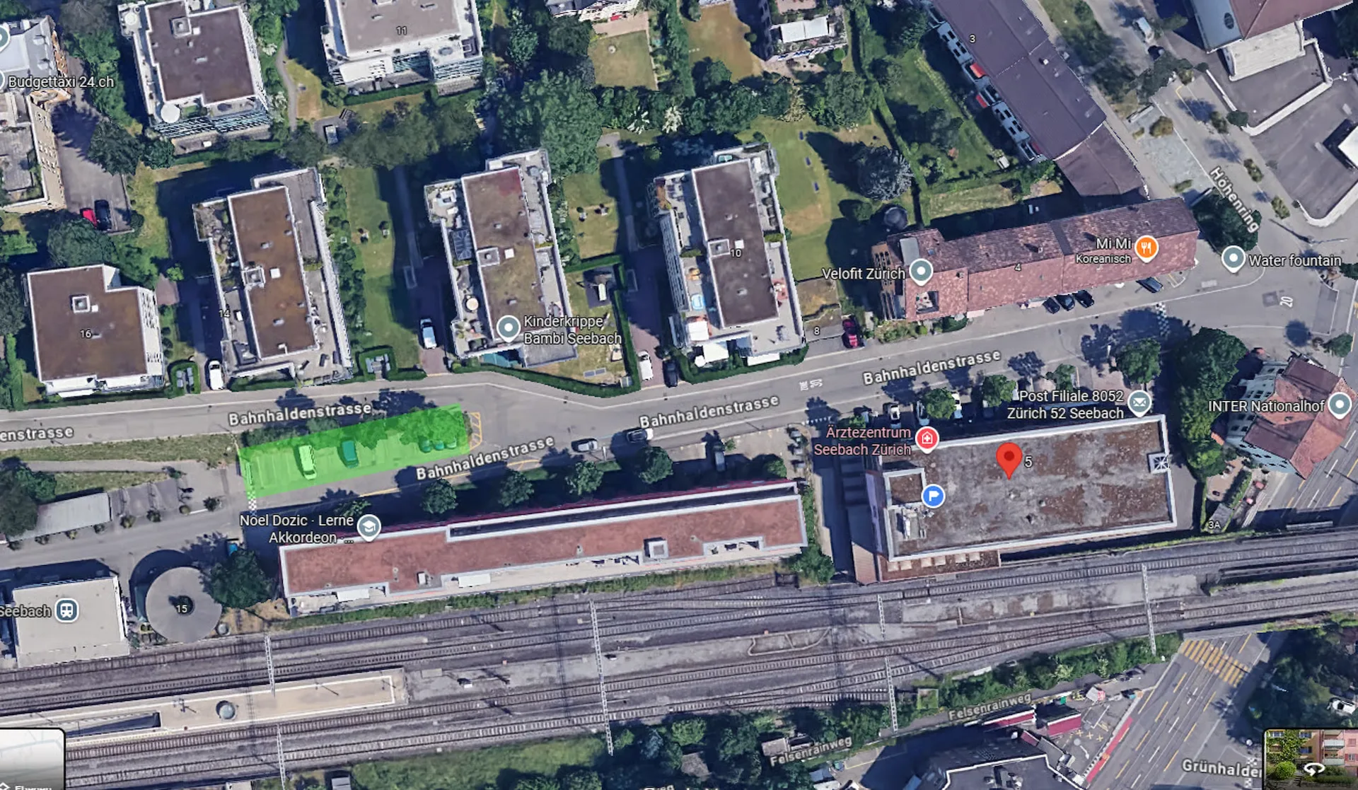 Parcheggio vicino alla stazione di Seebach