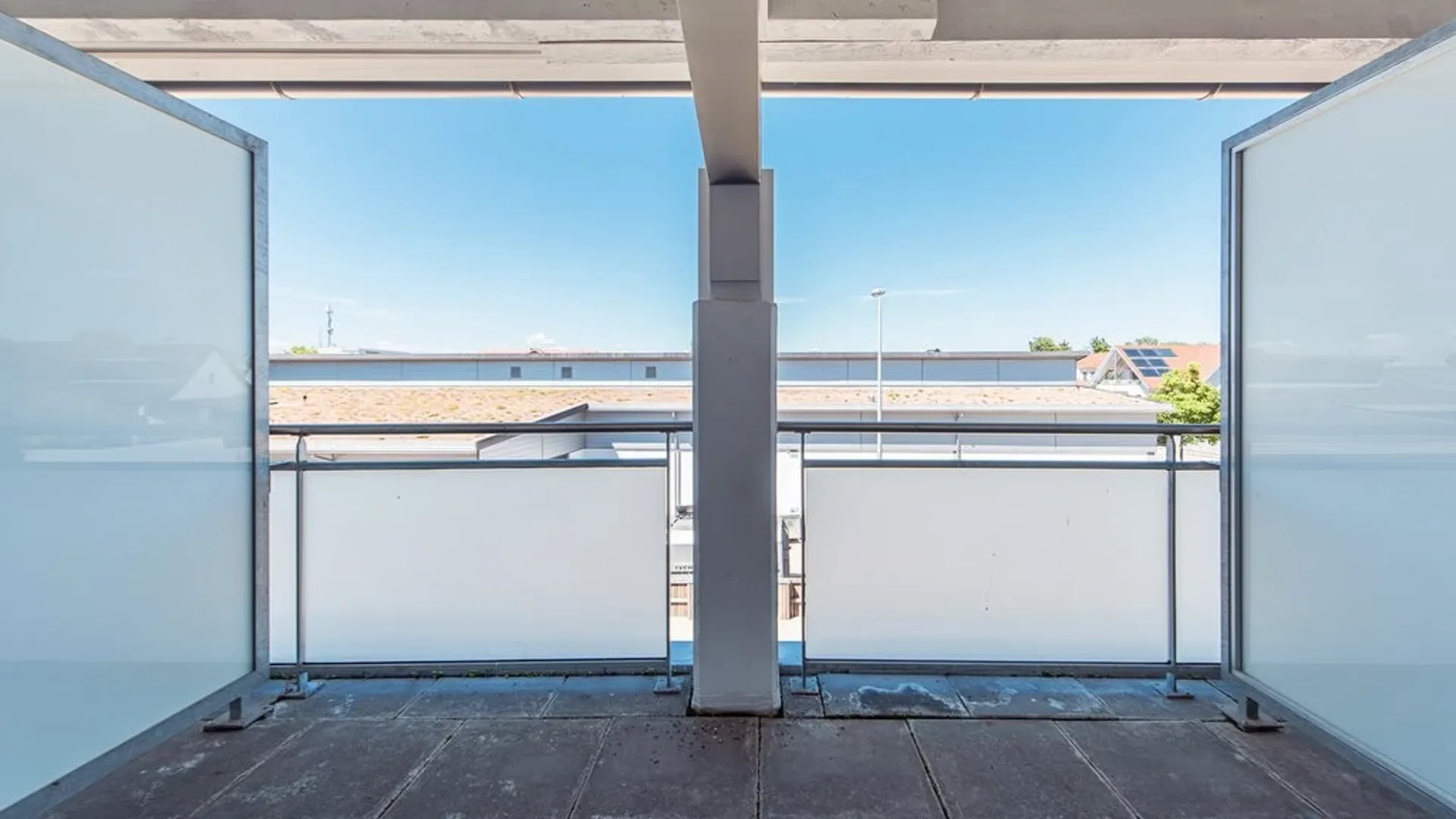 SCHÖNE 1 ZIMMER WOHNUNG MIT BALKON