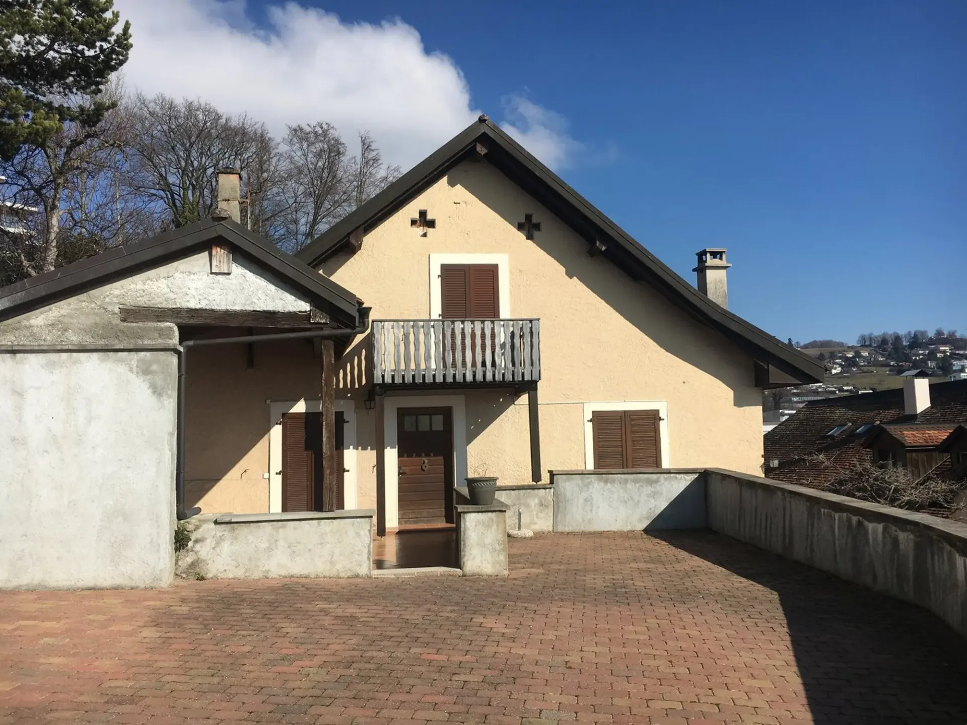 Schöne Villa in den Höhen von Lutry