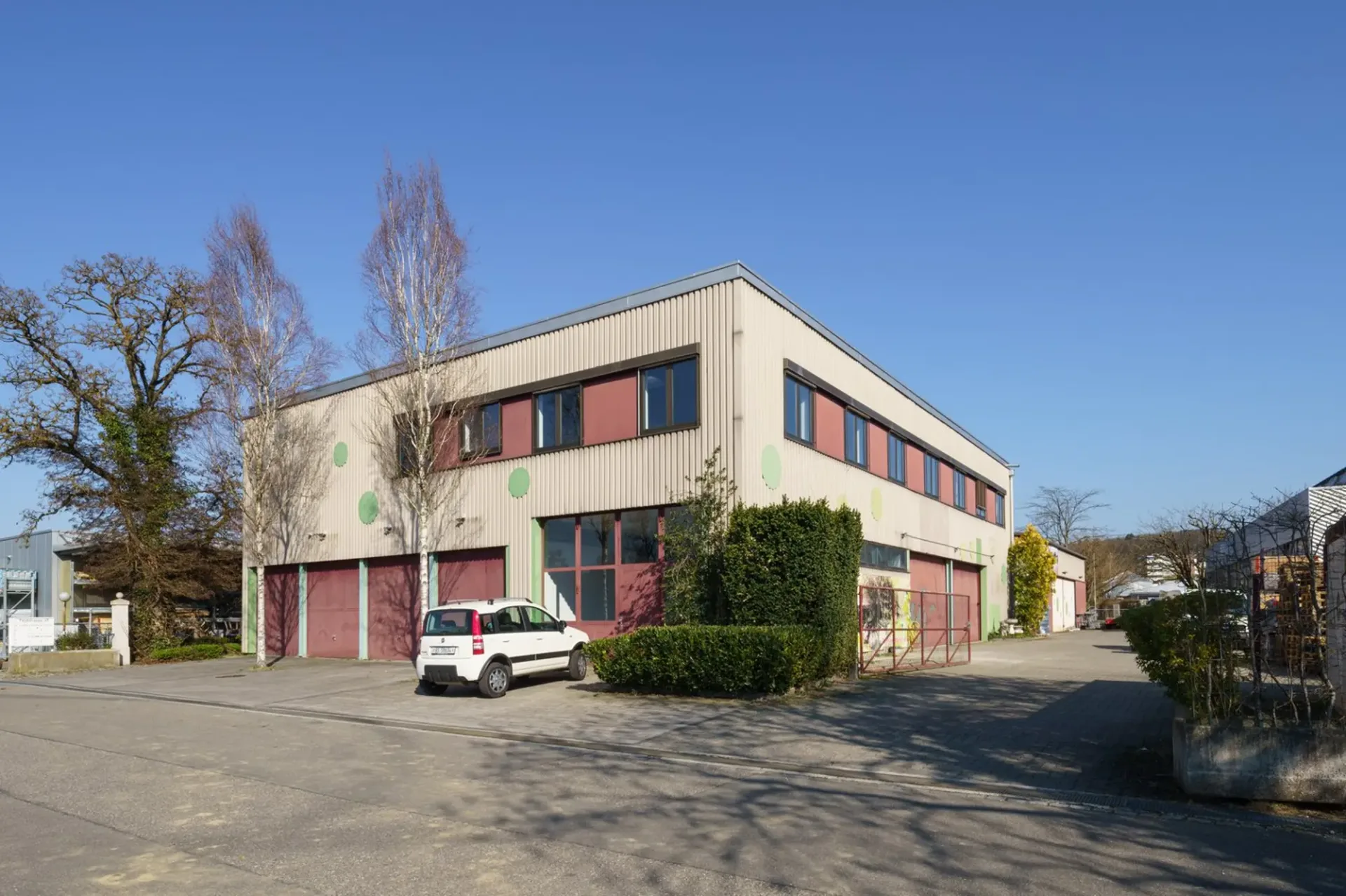 Moderne Büroräume an zentraler Lage in Oberwil BL