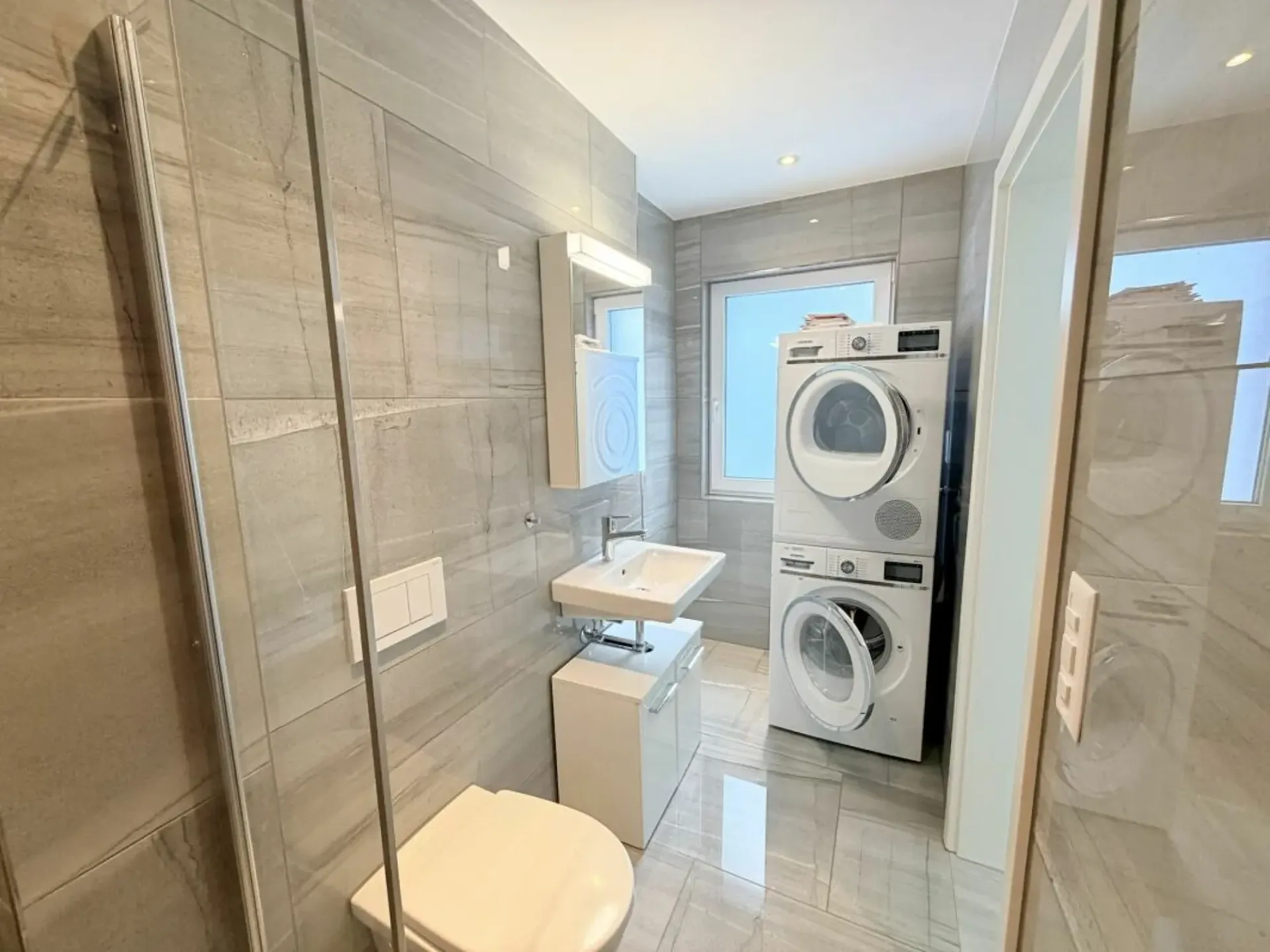 Attraktive, sehr moderne 4.5 Zimmer Maisonette