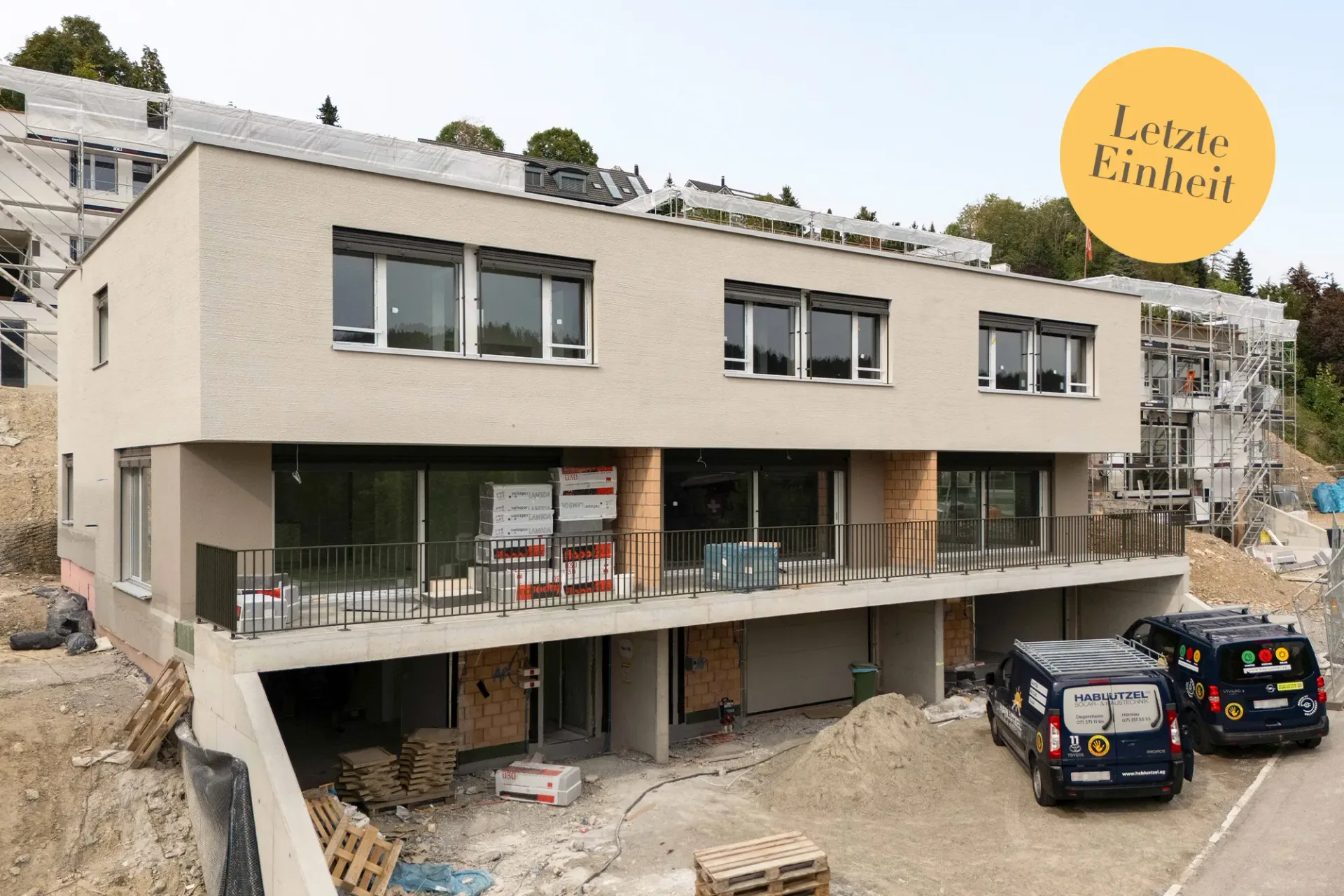 Dernière unité : maison de rang de 5,5 pièces avec jardin