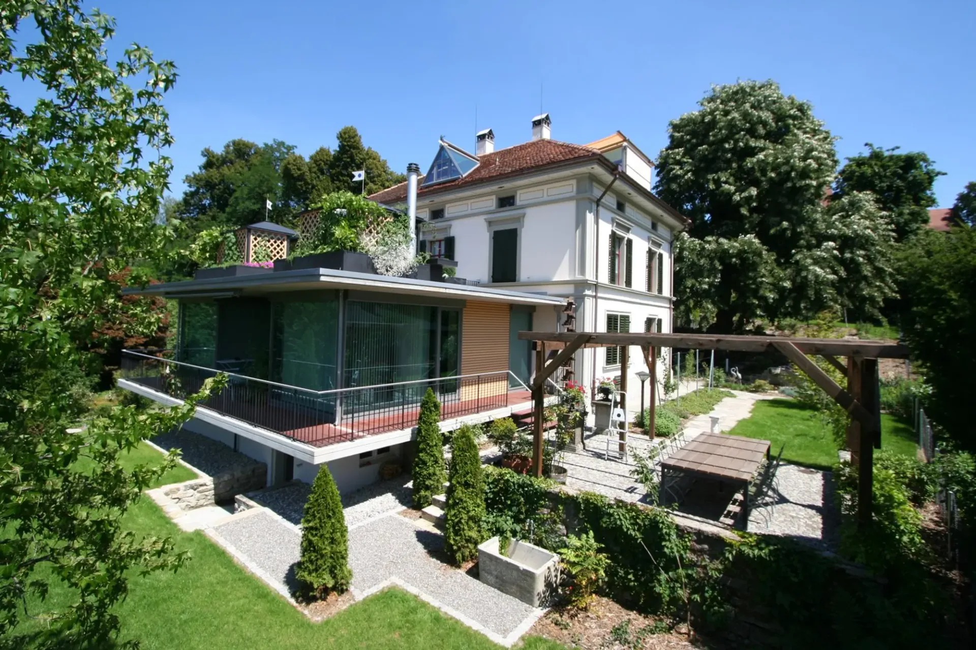 Dream villa from 1885, renovated and extended in 2007, Bollbergstr. 6, Lenzburg