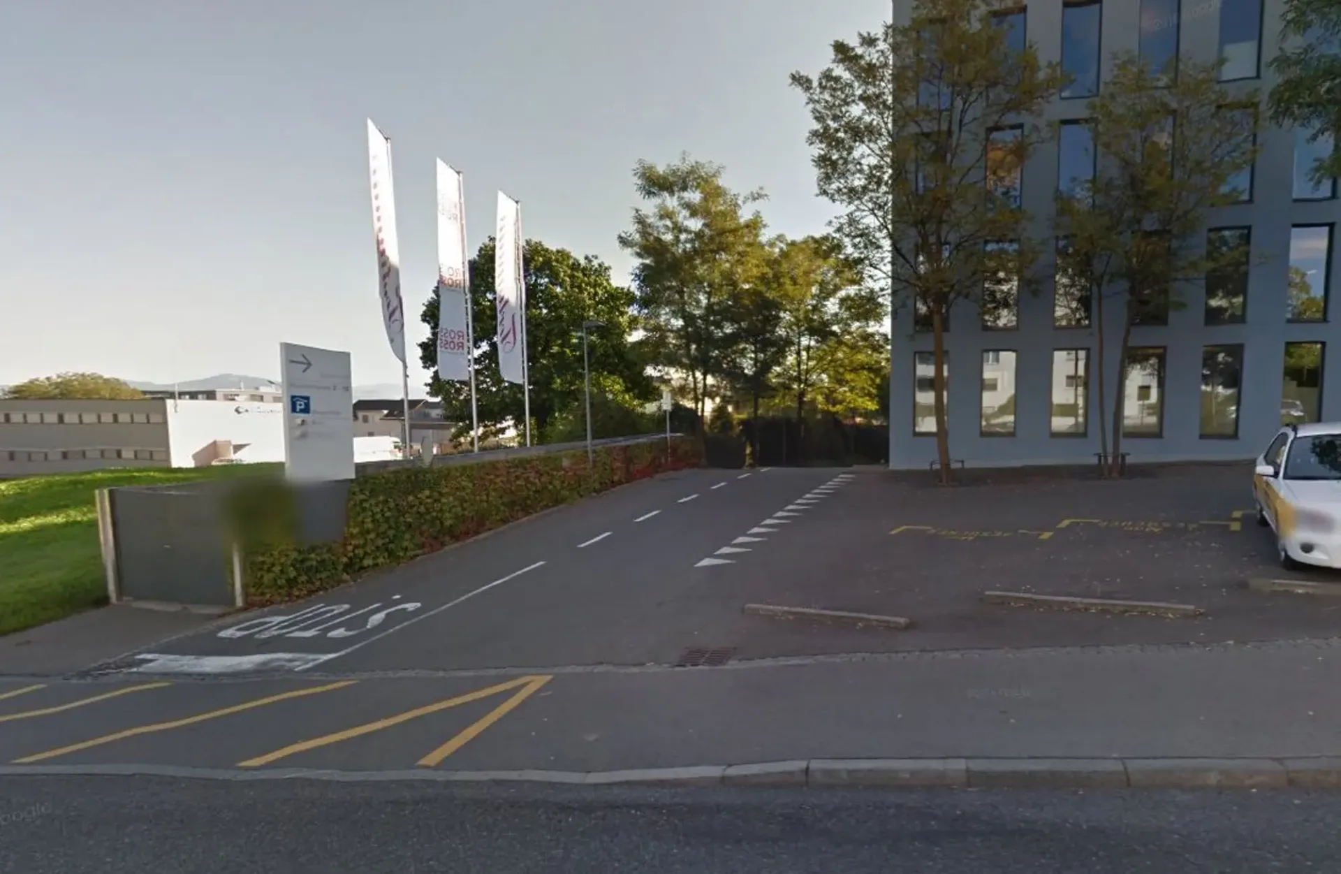 Einstellplatz in der Überbauung Huob