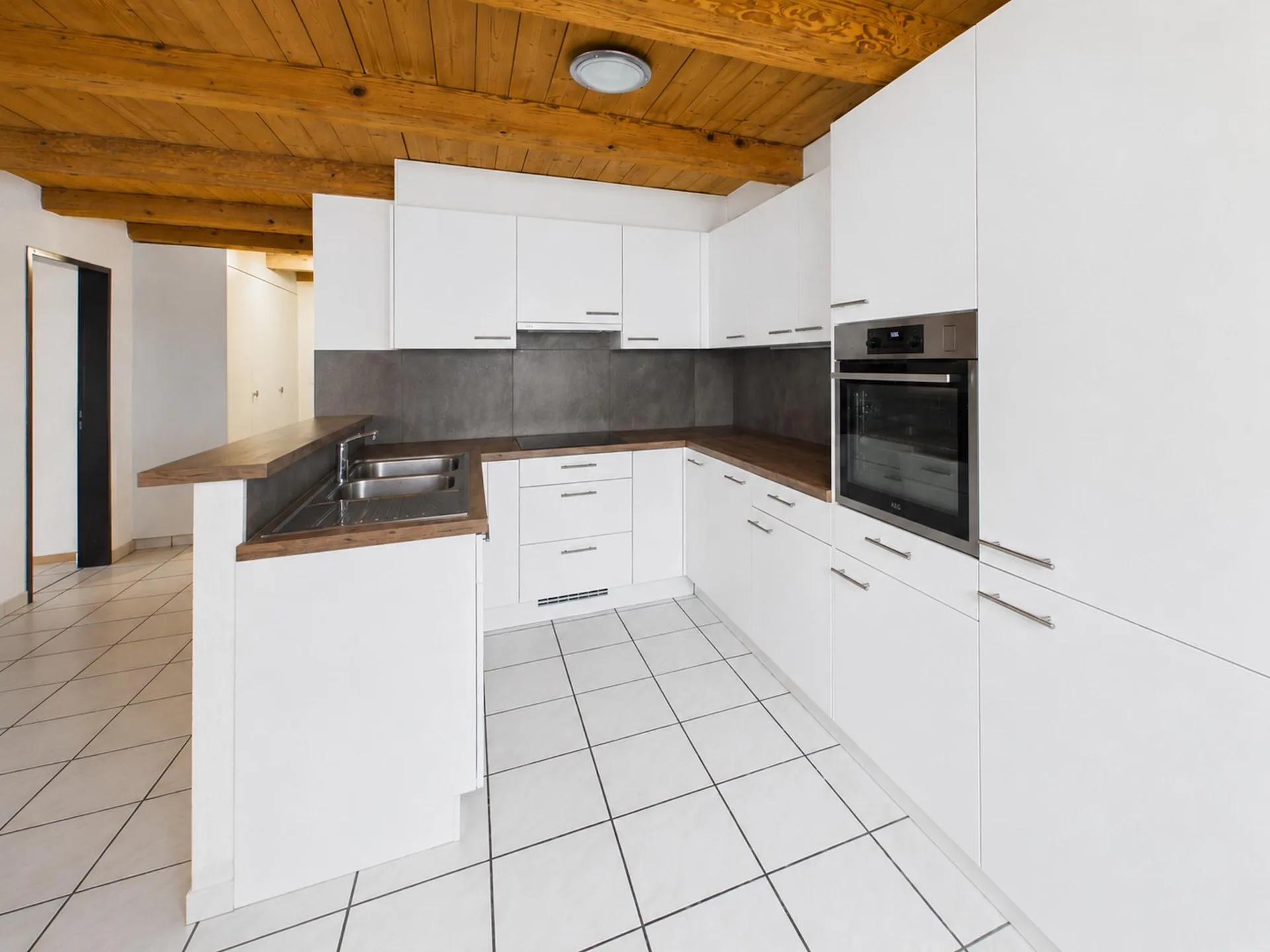 Schönes 4.5-Zimmer-Apartment in Courtételle