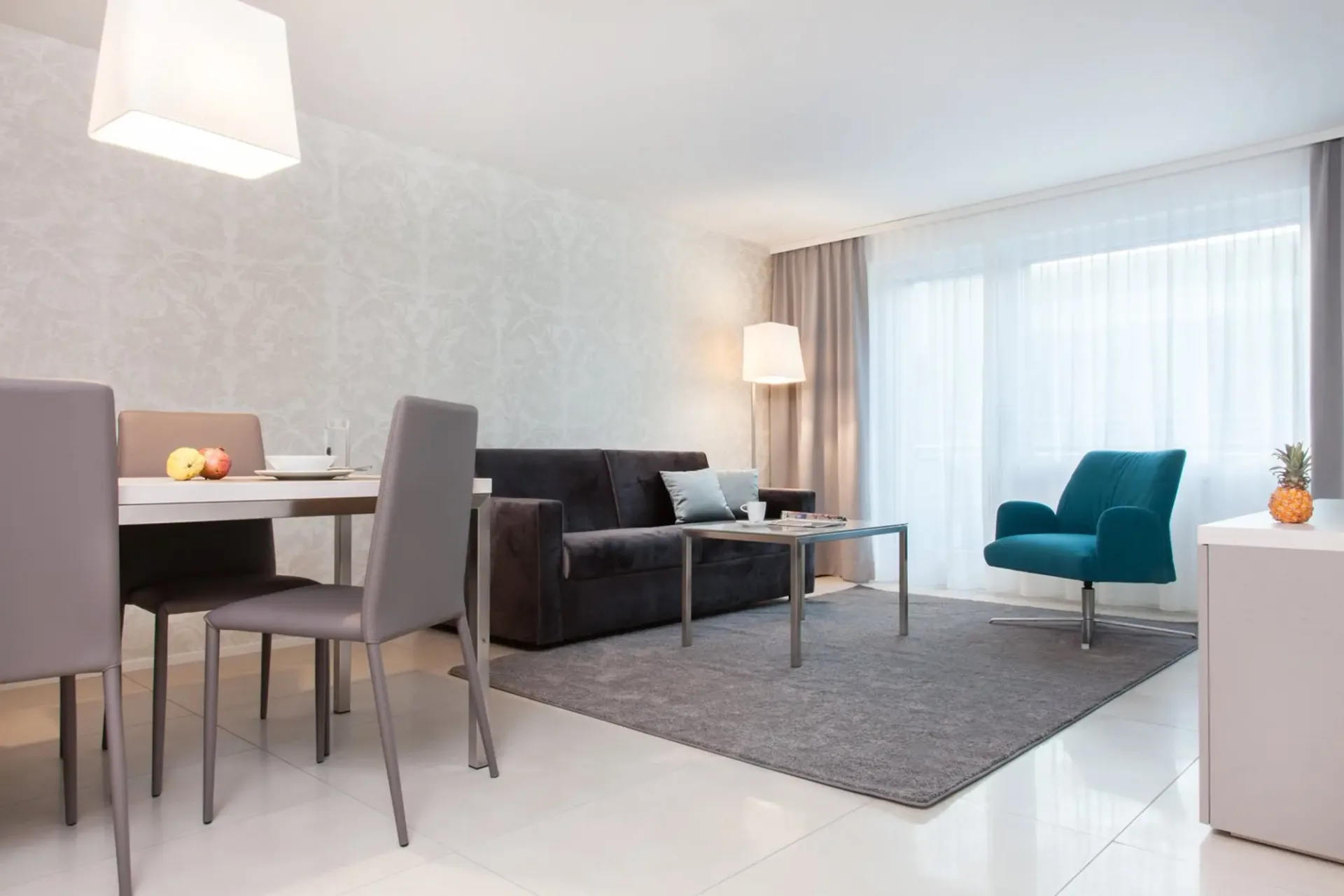 Furnished 1-bedroom Apartment in Zurich / Möbliertes 2-Zimmer Apartment in Zürich - Lindenstrasse