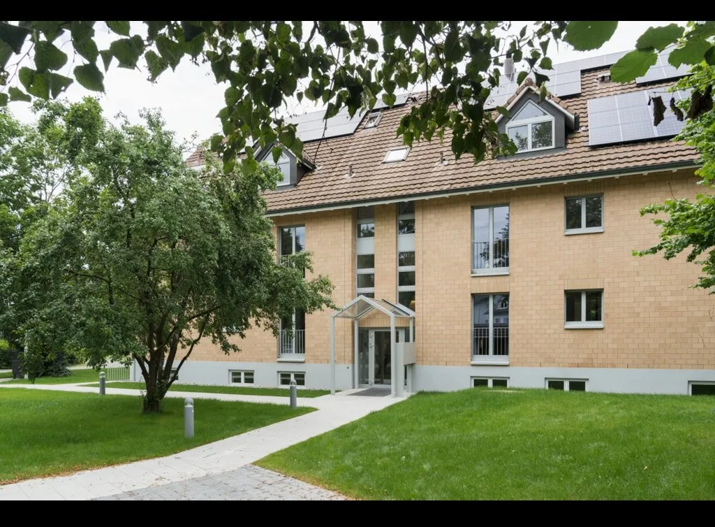 STILVOLLES AMBIENTE UND MODERNE ELEGANZ IN KLOTEN