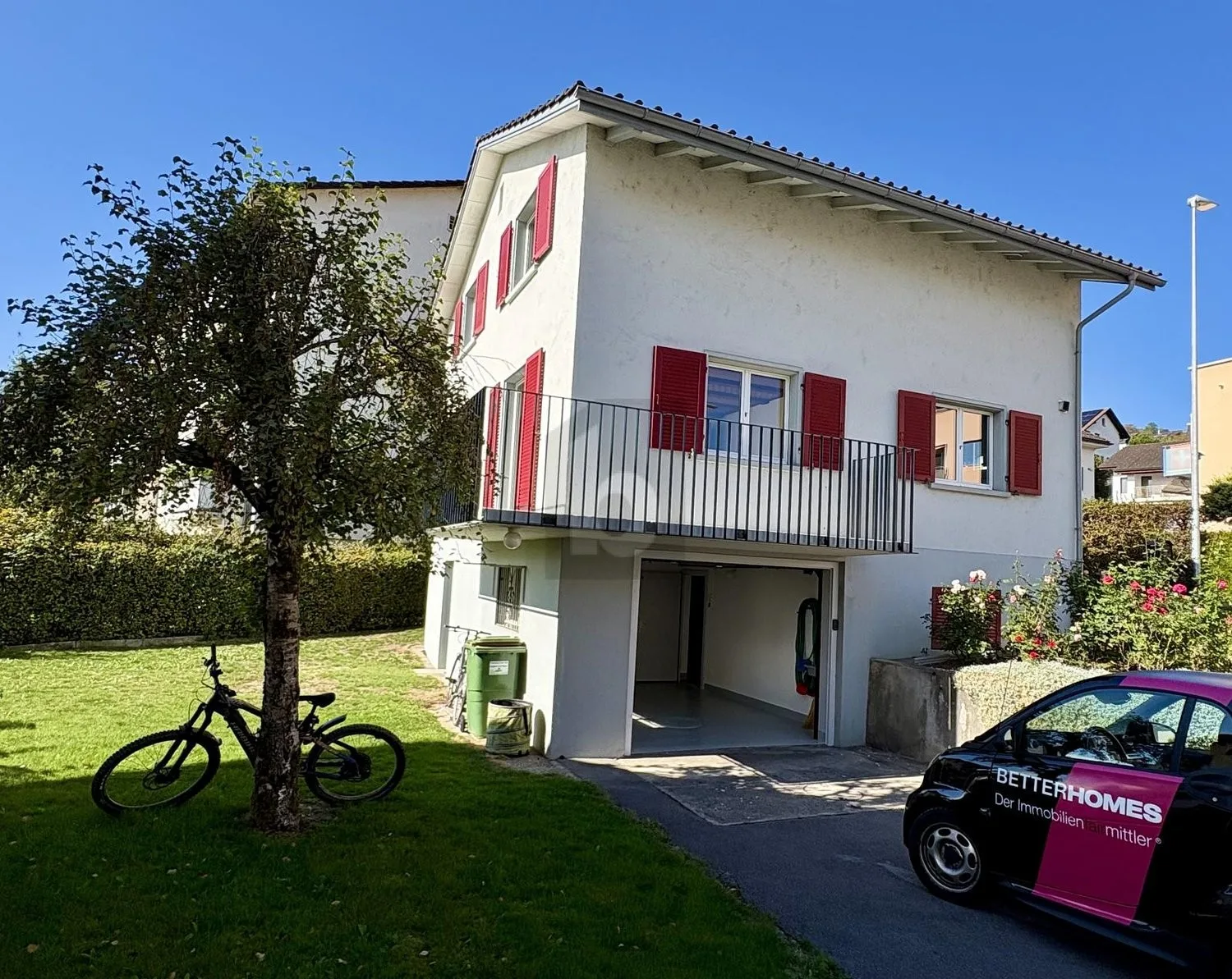 ZENTRAL MIT GARTEN UND BALKON