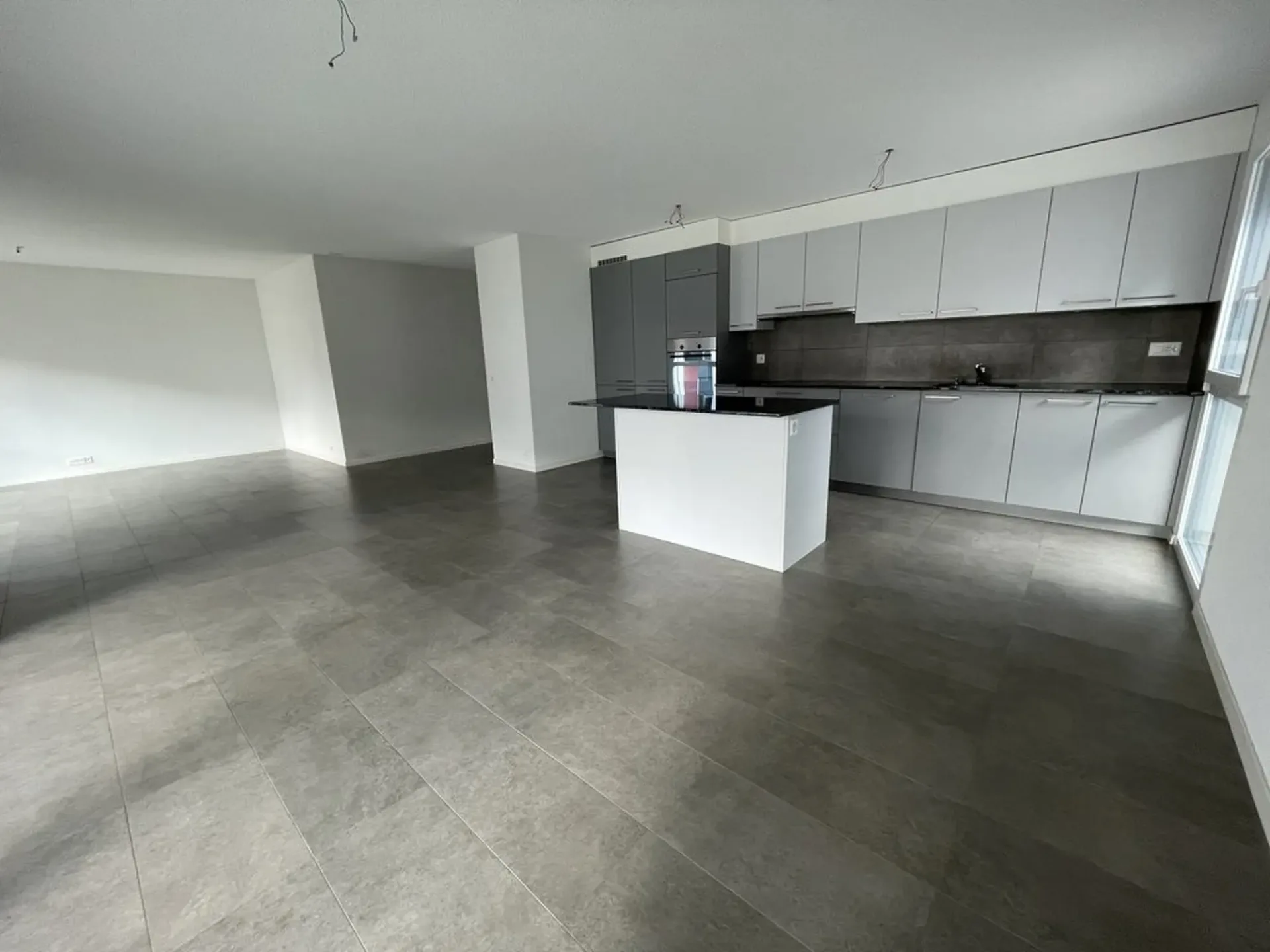 Prächtige 4.5-Zimmer-Wohnung mit Balkon und Garage