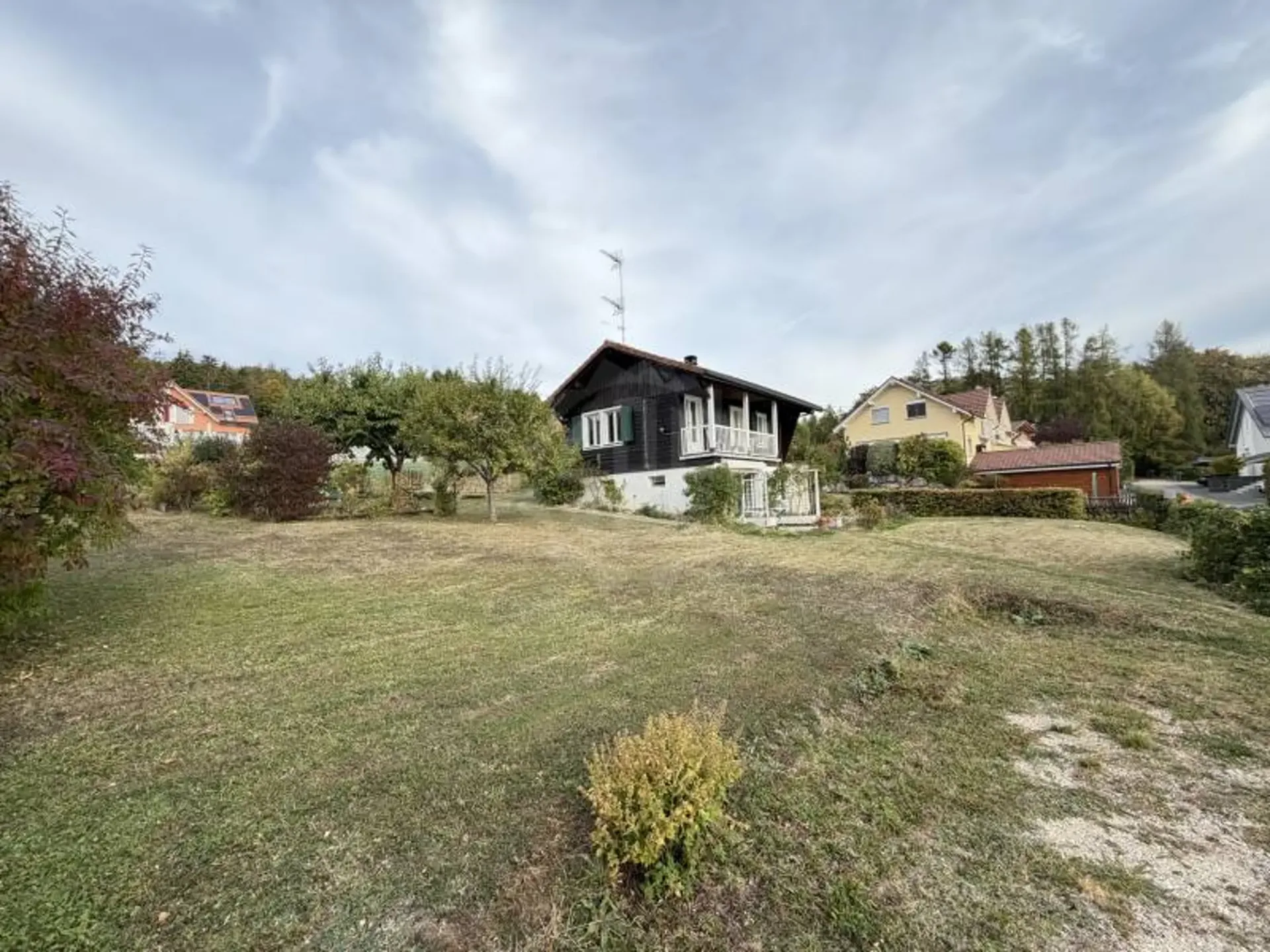 Charming Villa - Arzier-Le Muids