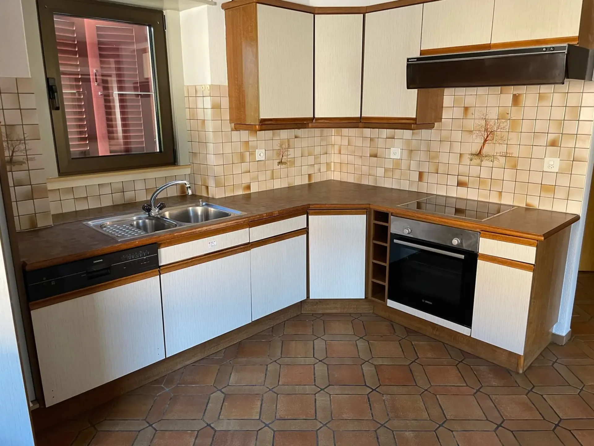 Wohnung mit 3 Zimmern zur Miete in Couvet